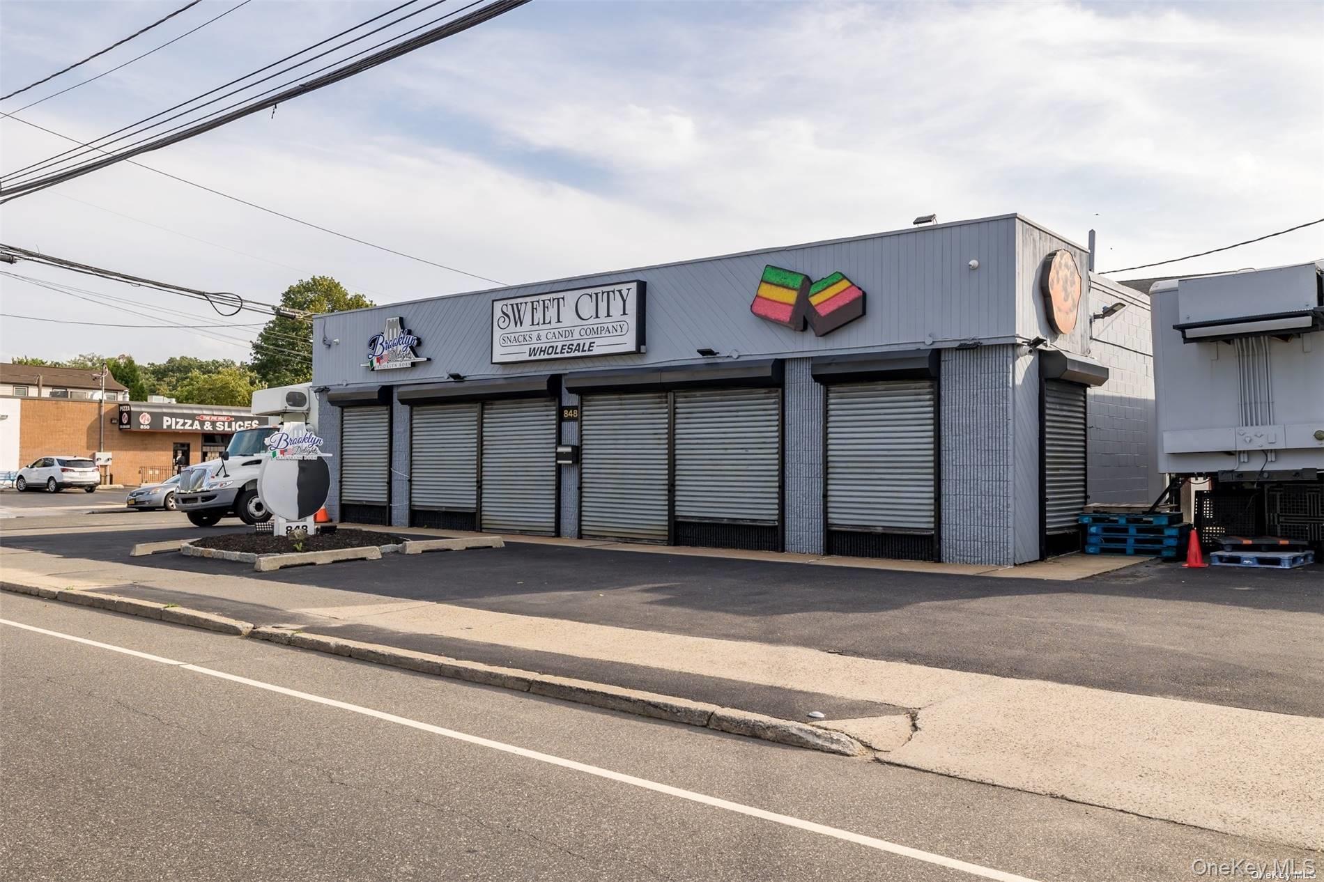 848 Main Street