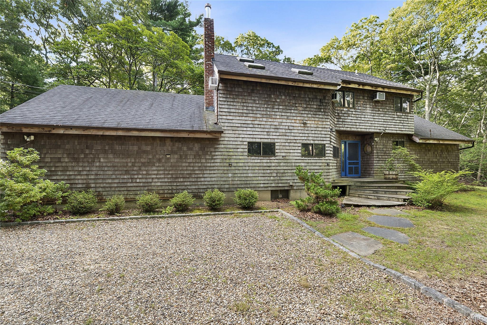 526 Hands Creek Road