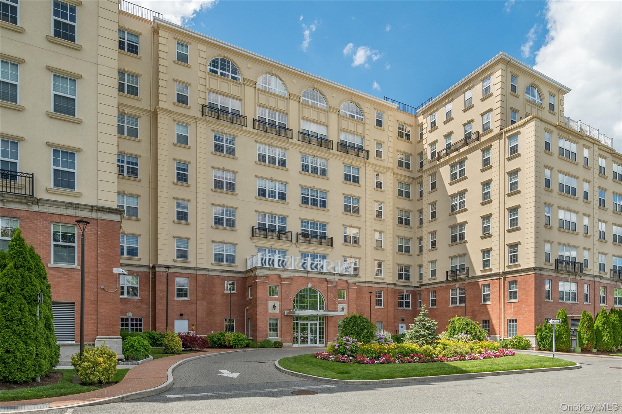 10 Byron Place Unit 306