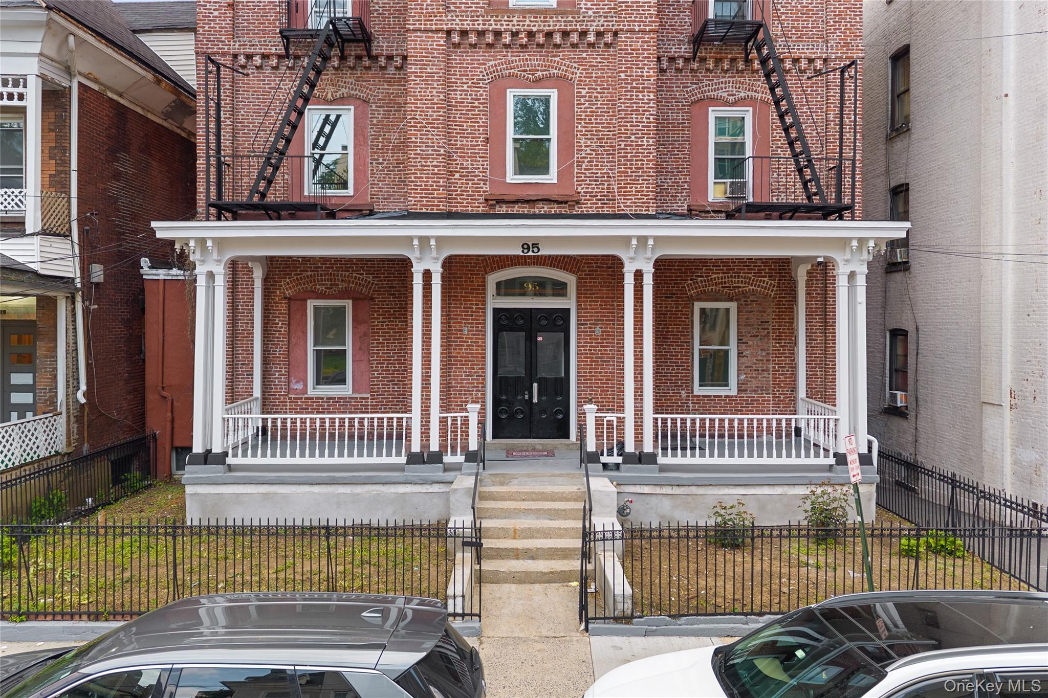 95 Buena Vista Ave, Yonkers, NY 10701