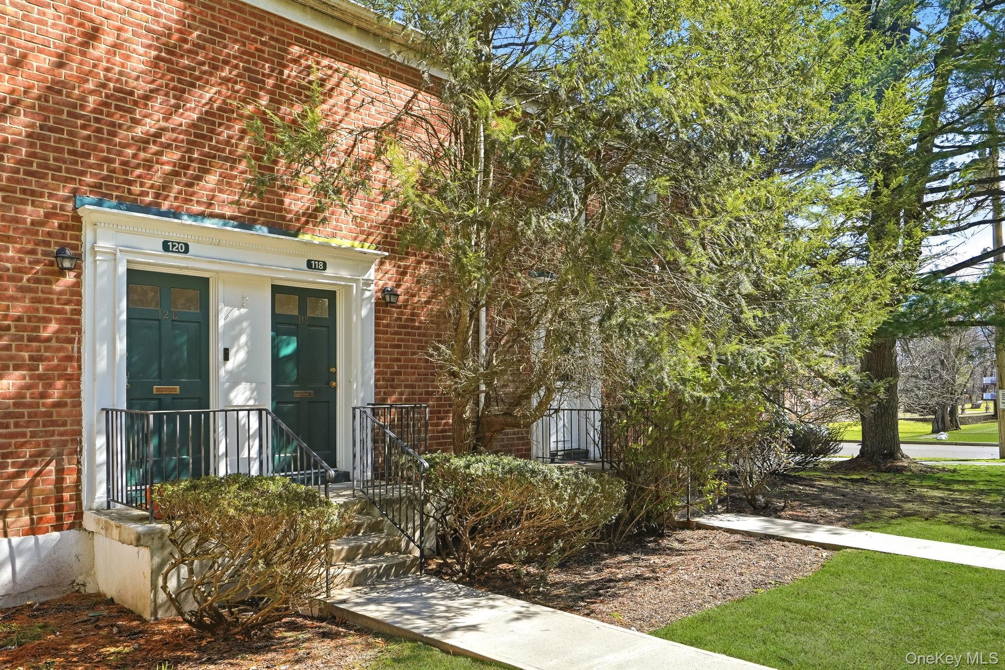 9 Fieldstone Drive Unit: 118