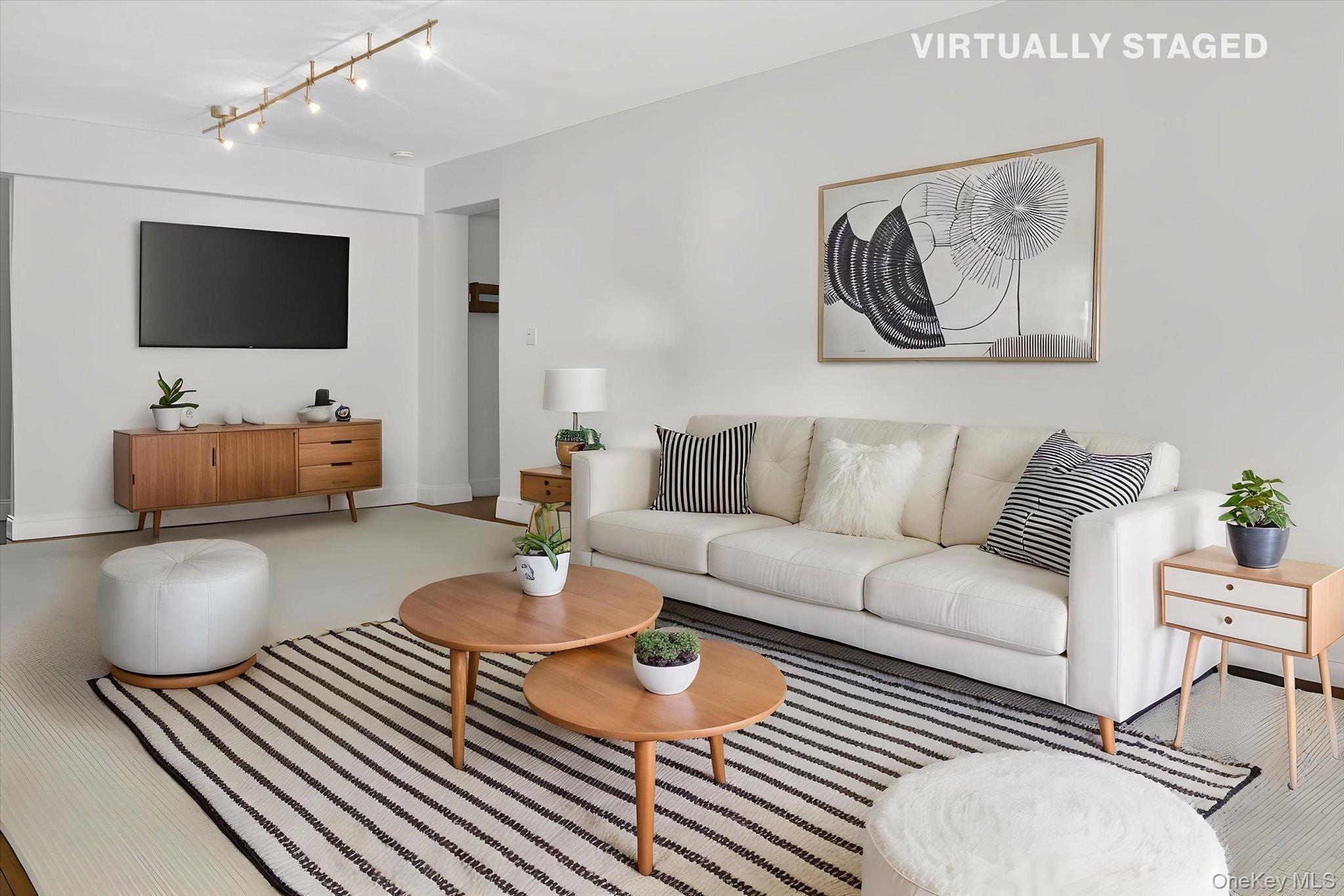 177 E Hartsdale Avenue Unit: 3L