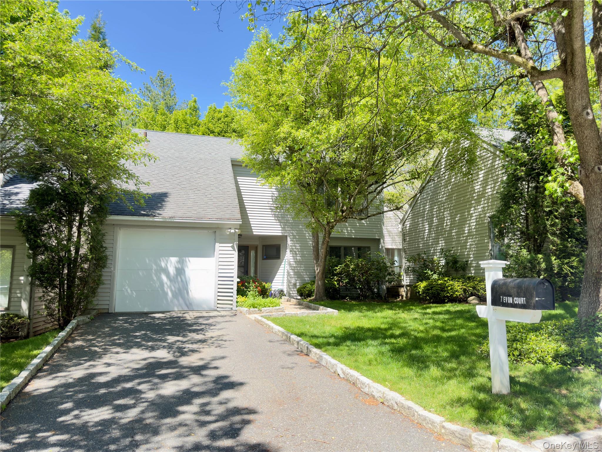 7 Evon Court