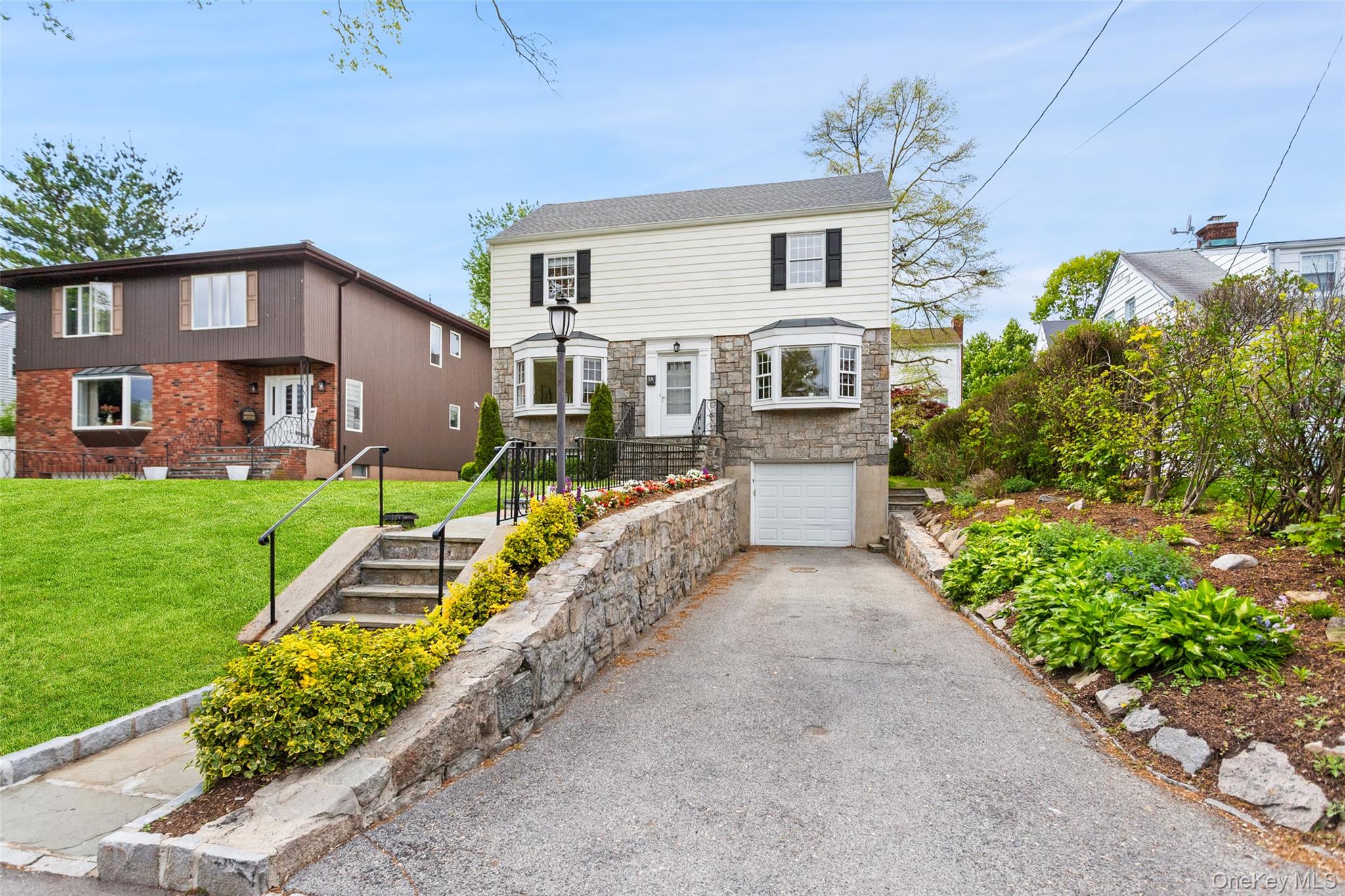 59 White Road