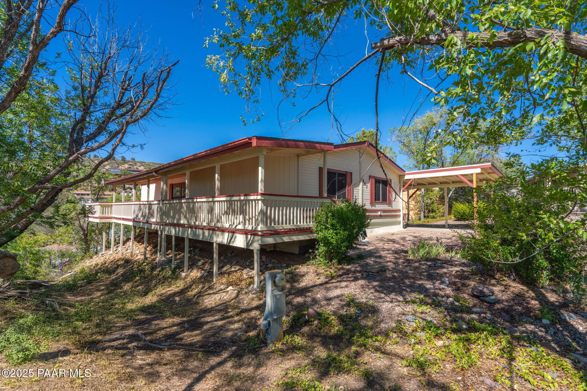 853 N Wildflower Drive