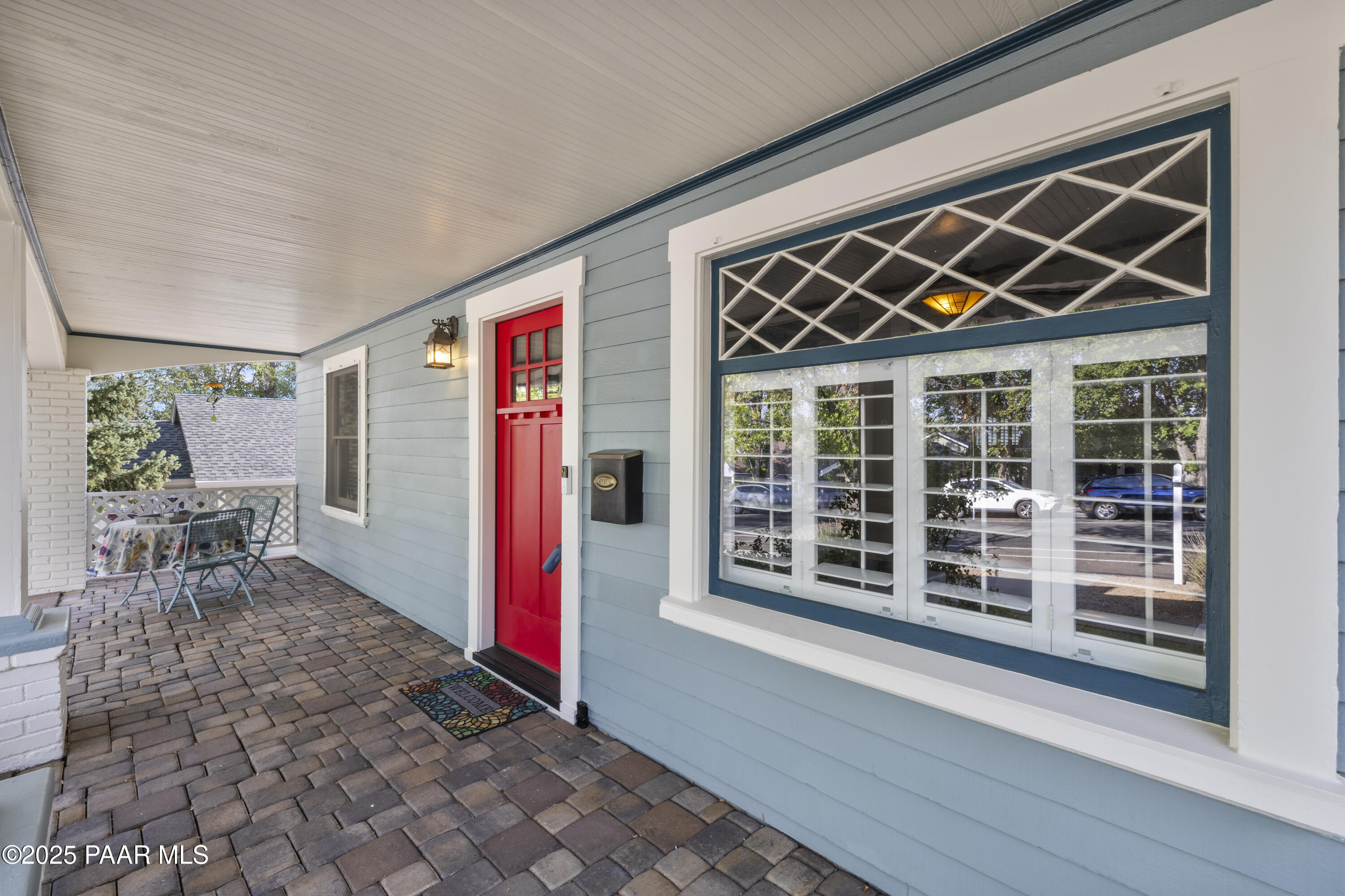 343 S Mt Vernon Avenue