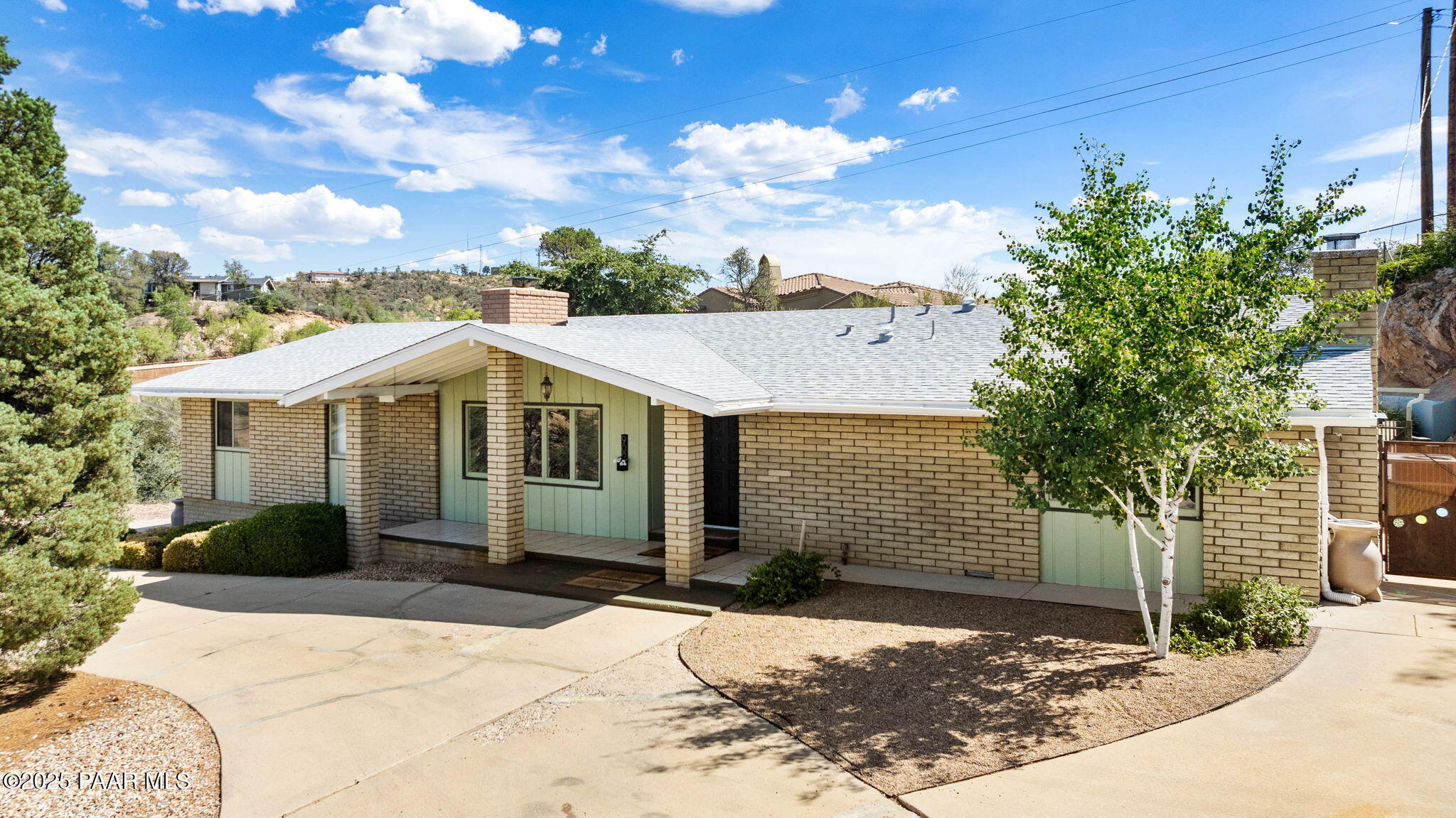 909 Country Park Drive