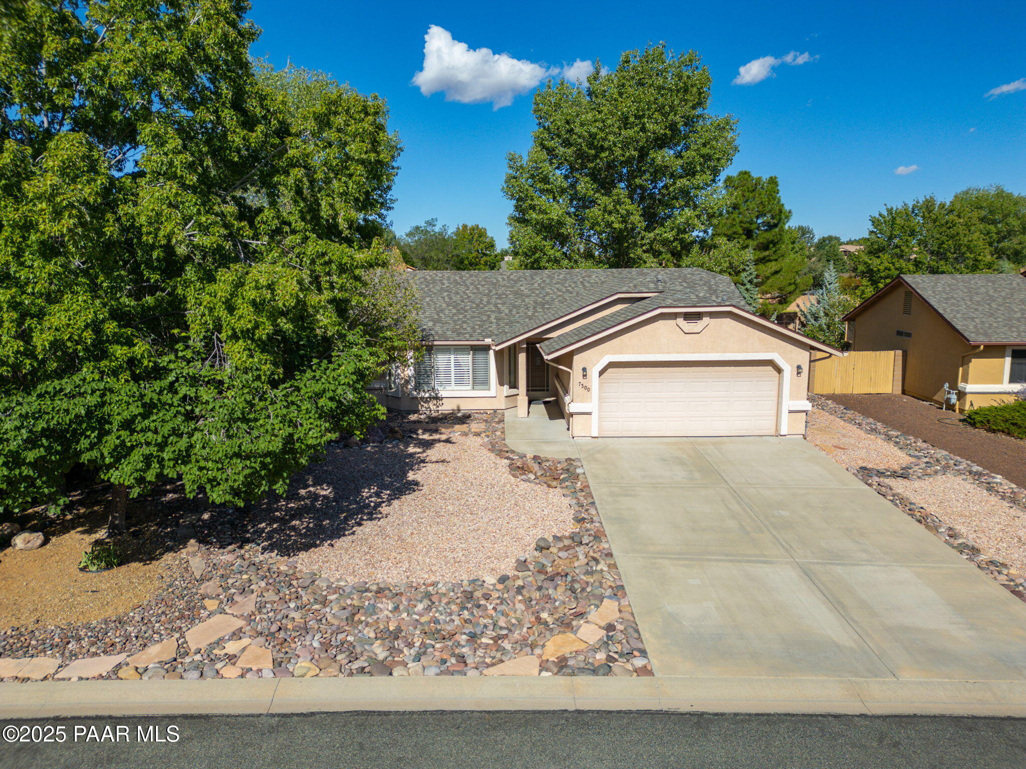 7300 N Summit View Drive