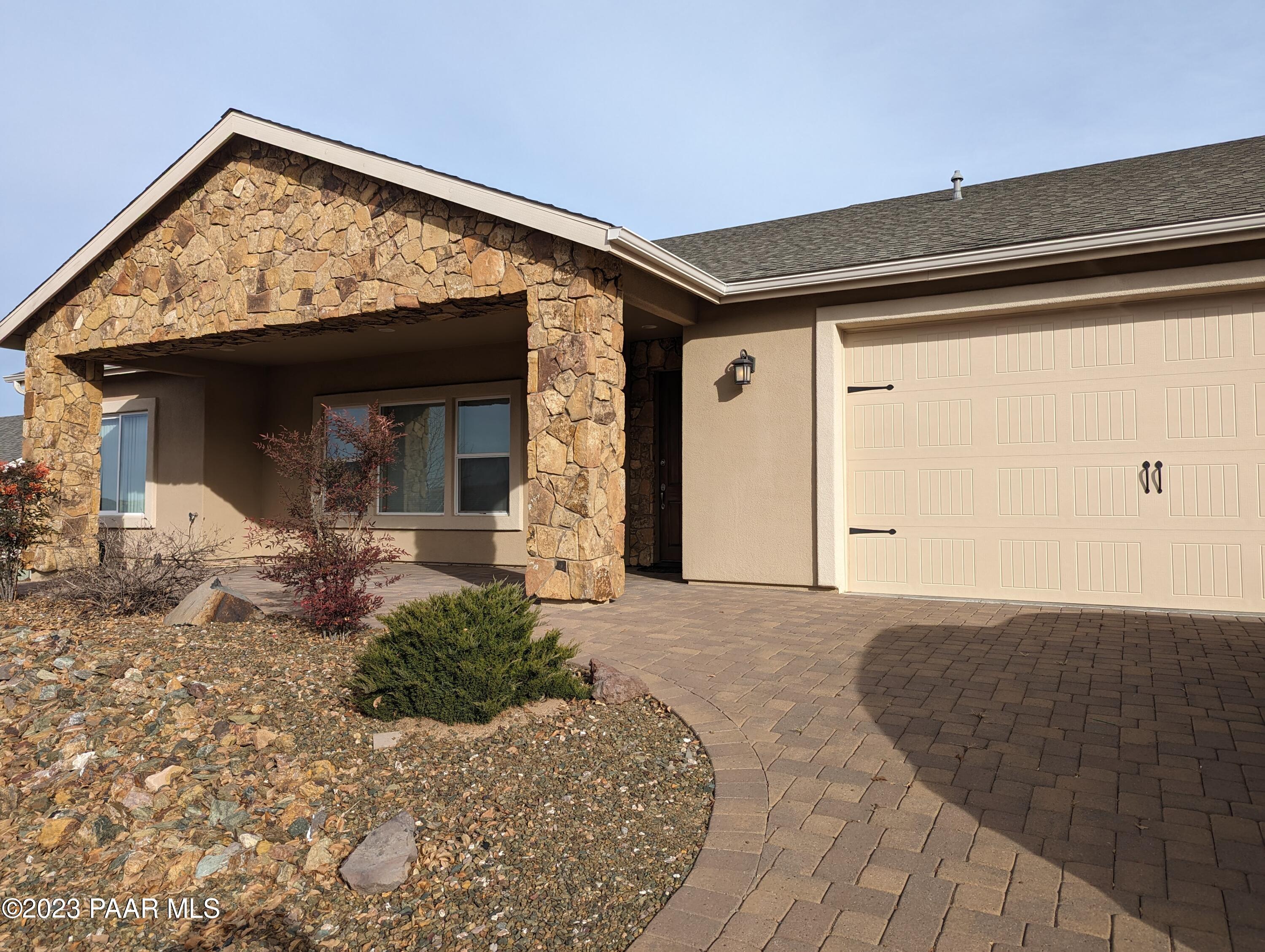 3057 Trail Walk