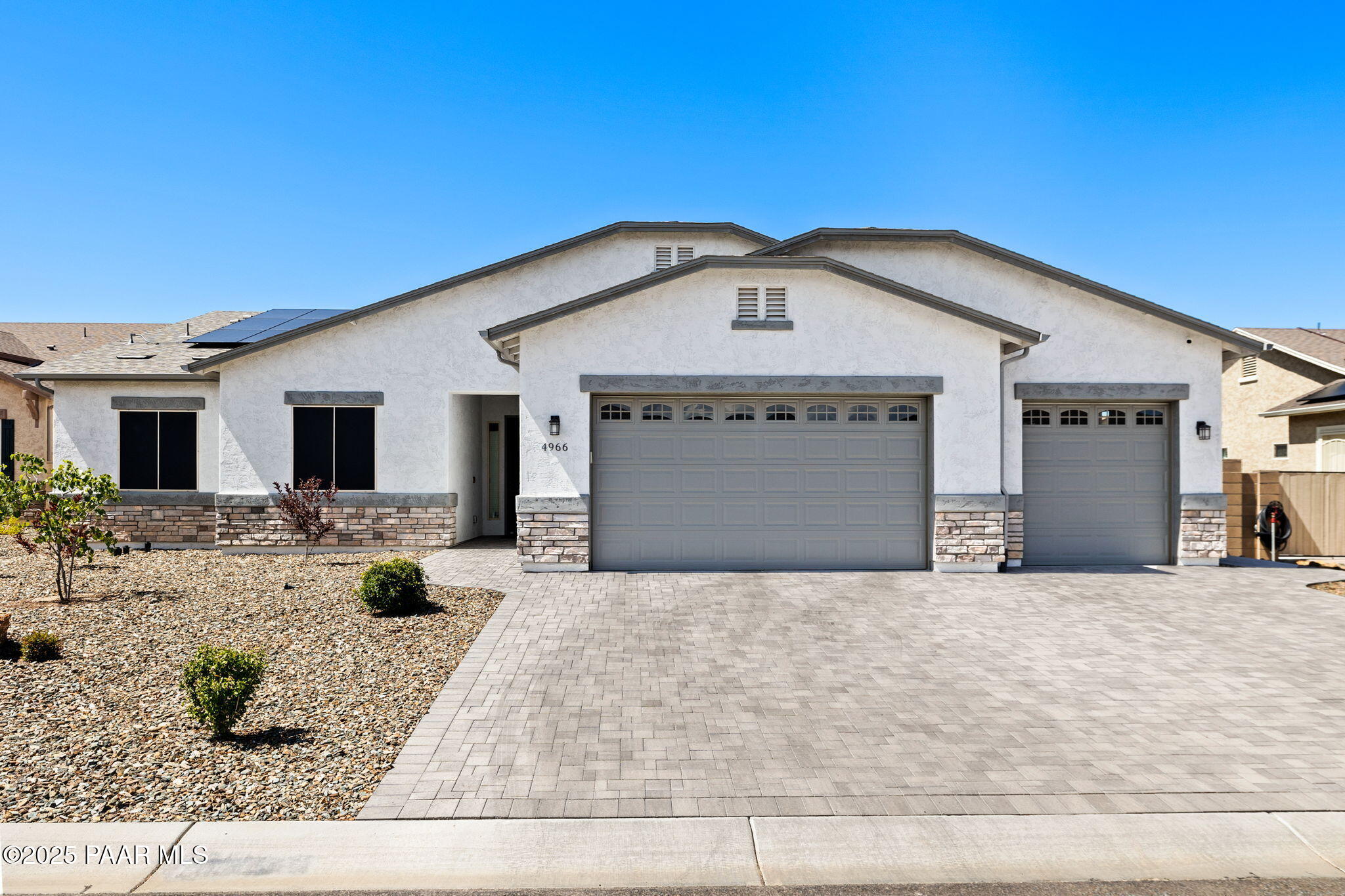 4966 N Combs Court