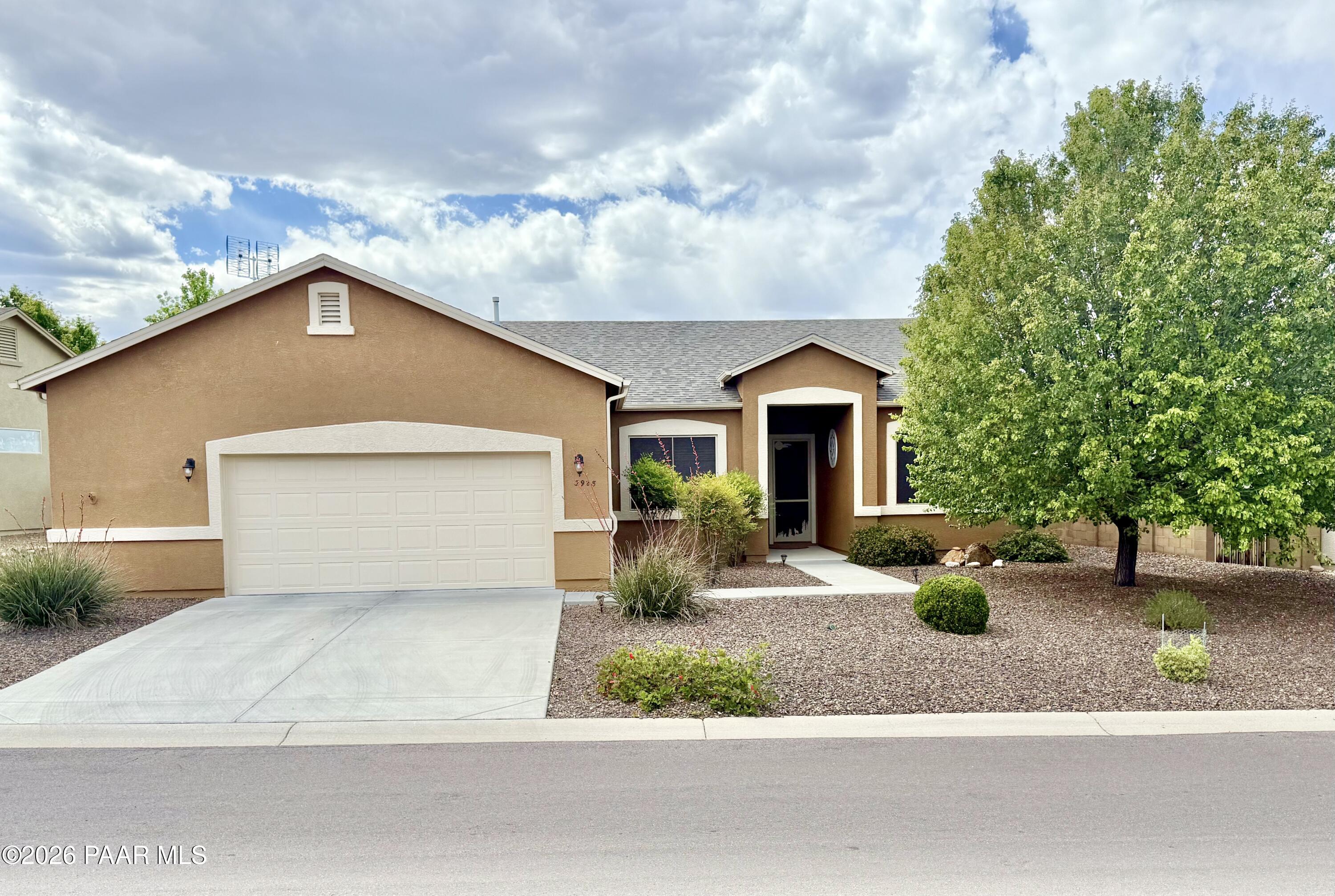 3928 N Wakefield Drive