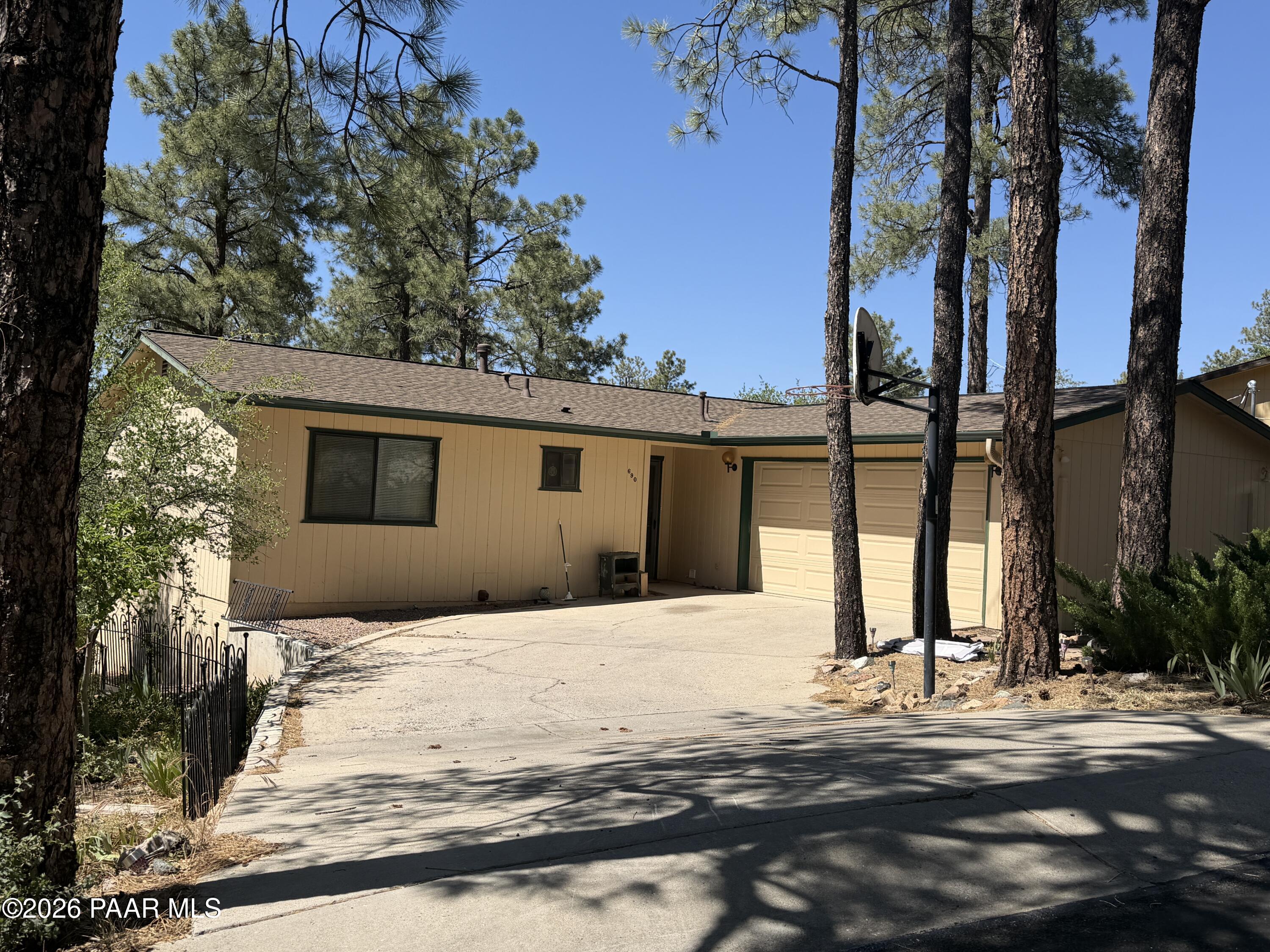 690 Tiburon Drive