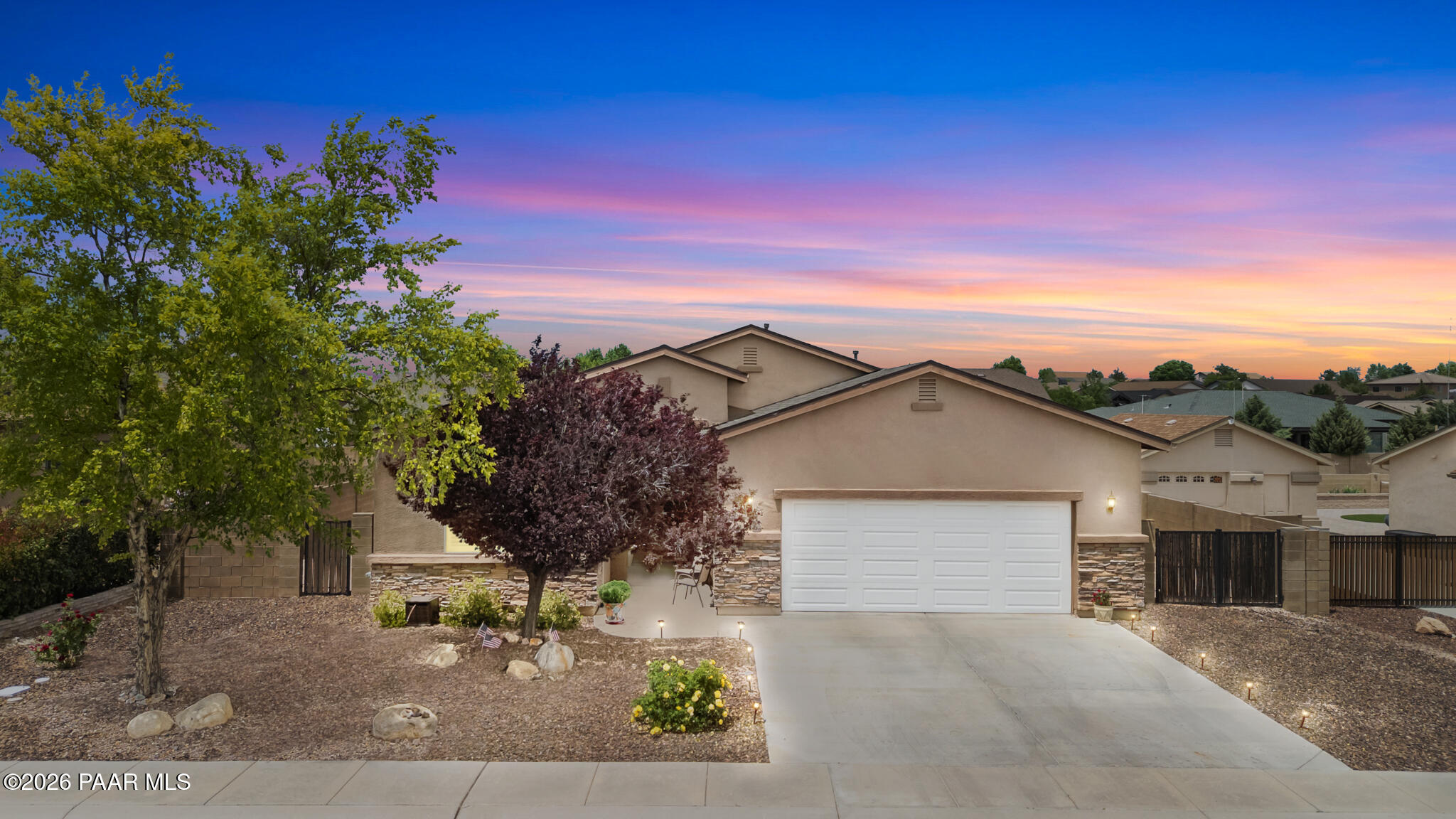 8316 N Sunset