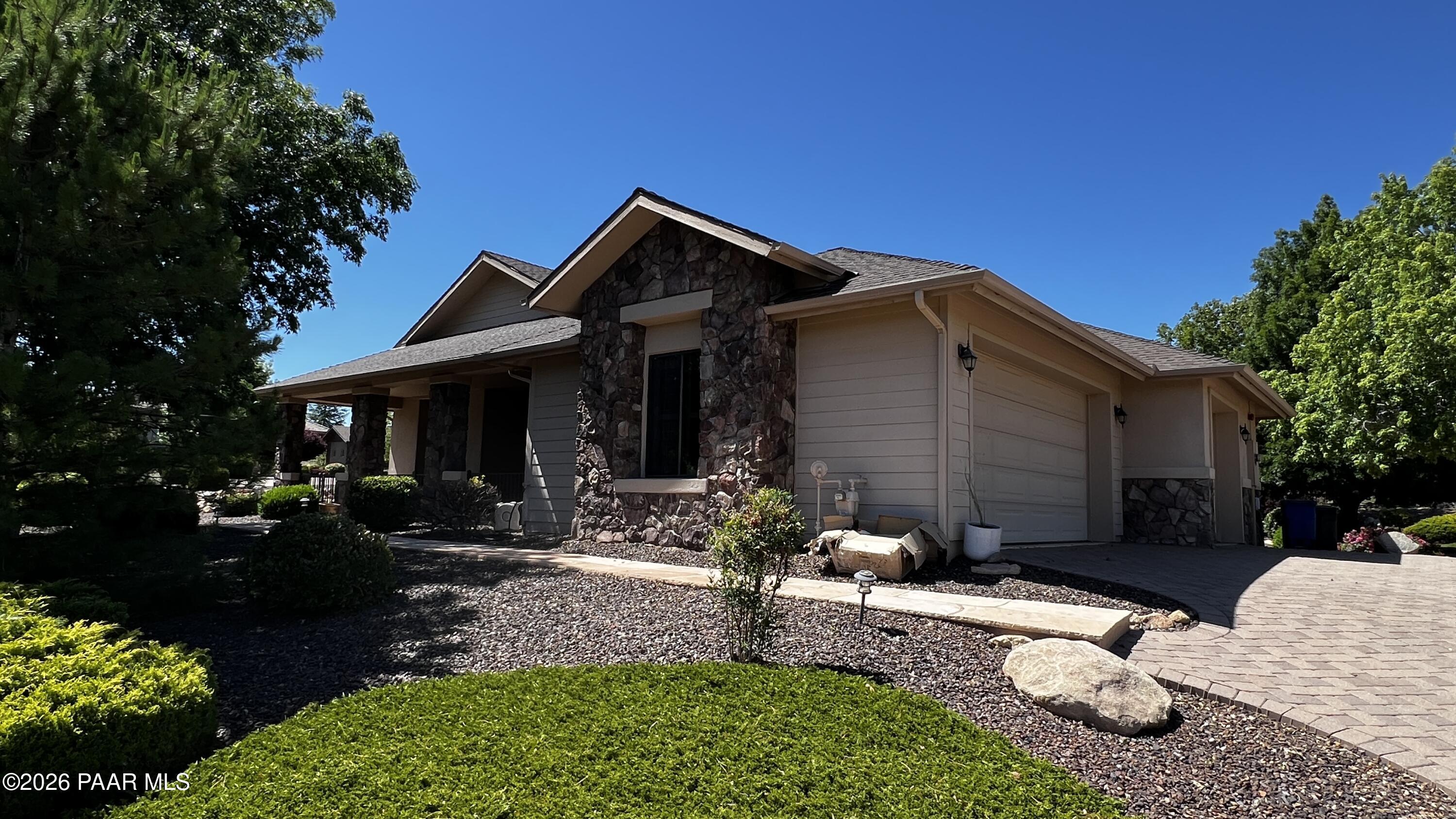863 Northridge Drive