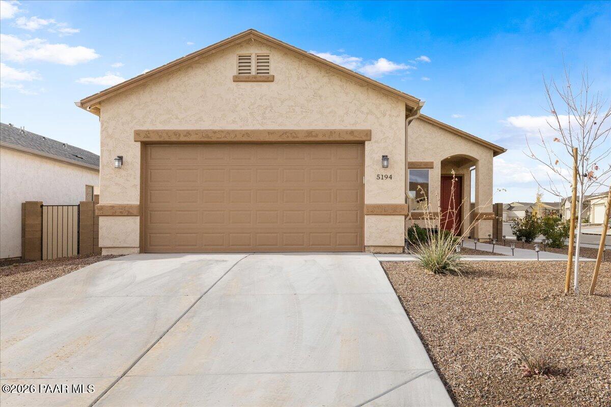 5194 N Elliot Avenue