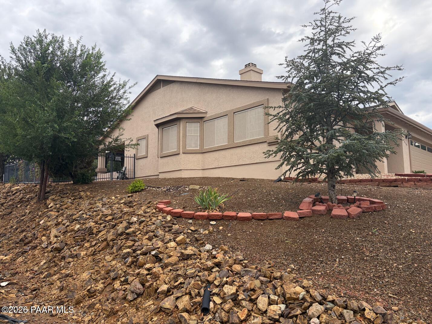 8000 Eagles Nest Lane