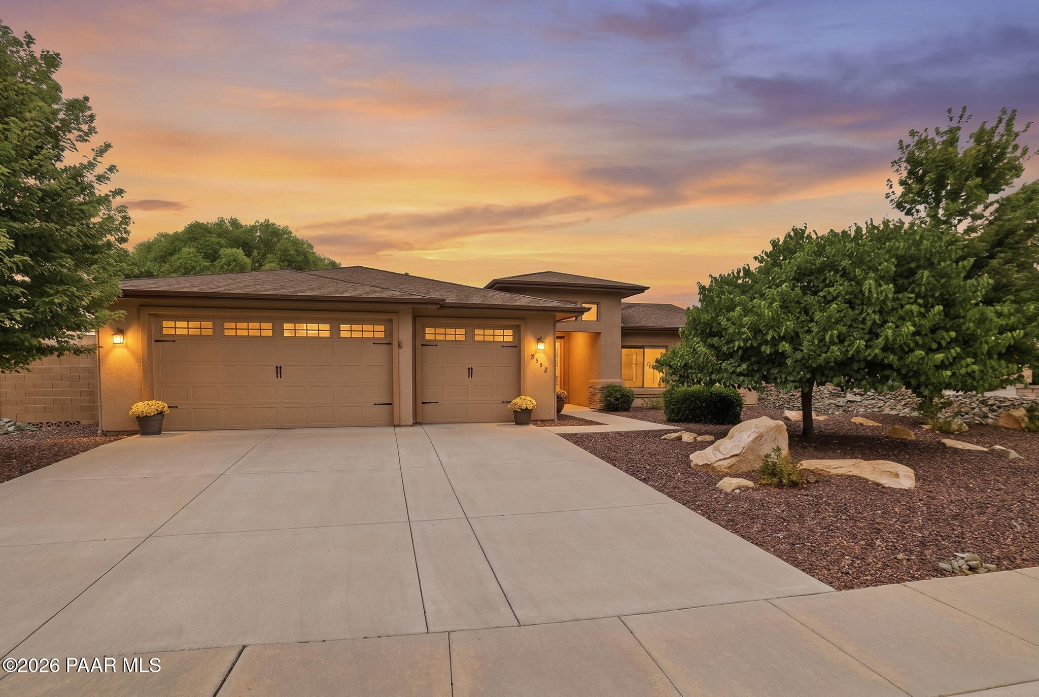8342 N View Crest