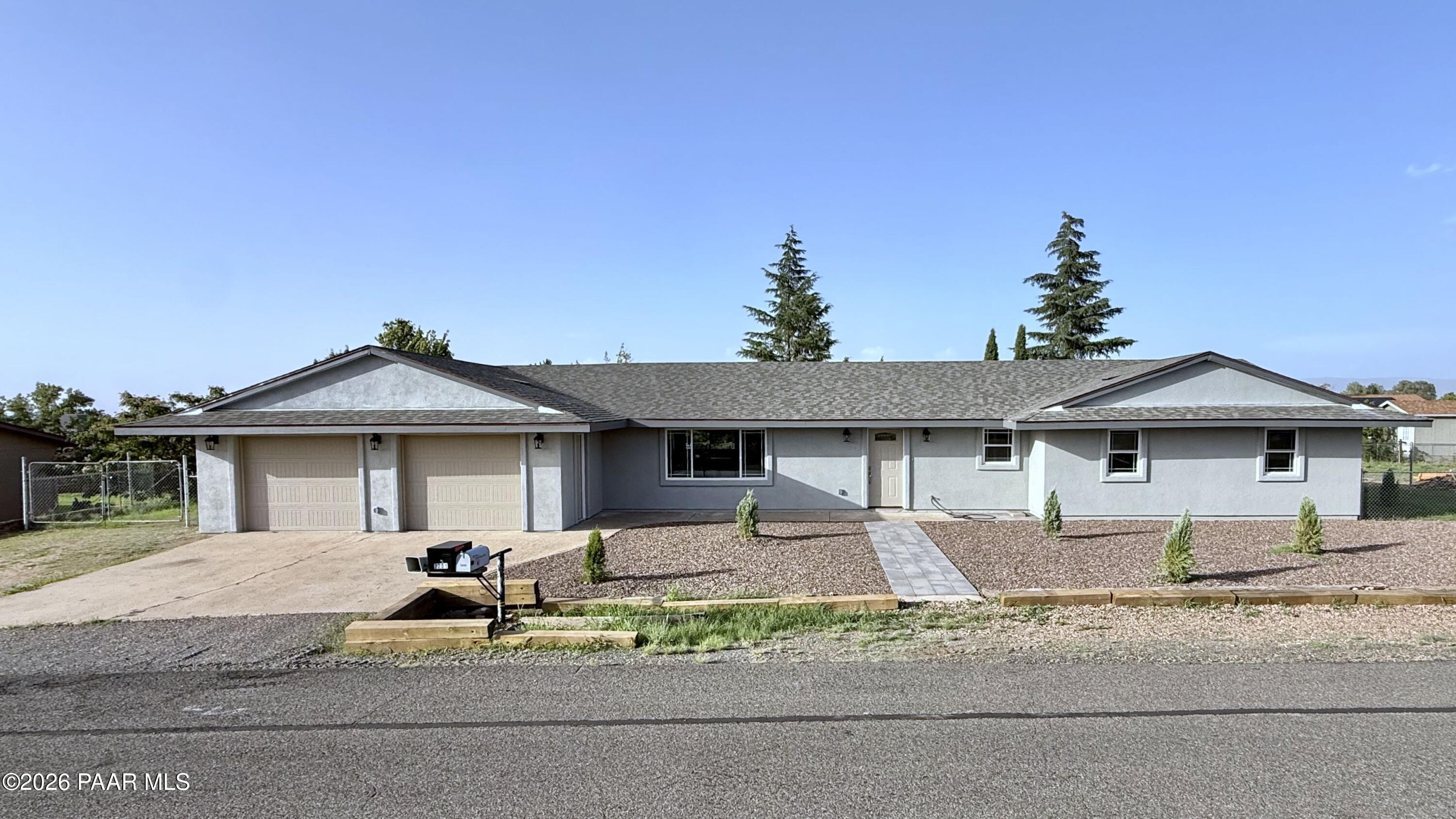 7216 E Grandview Drive