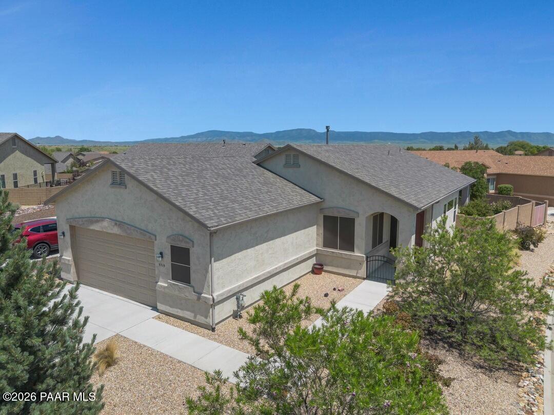 5719 N Hudson Court