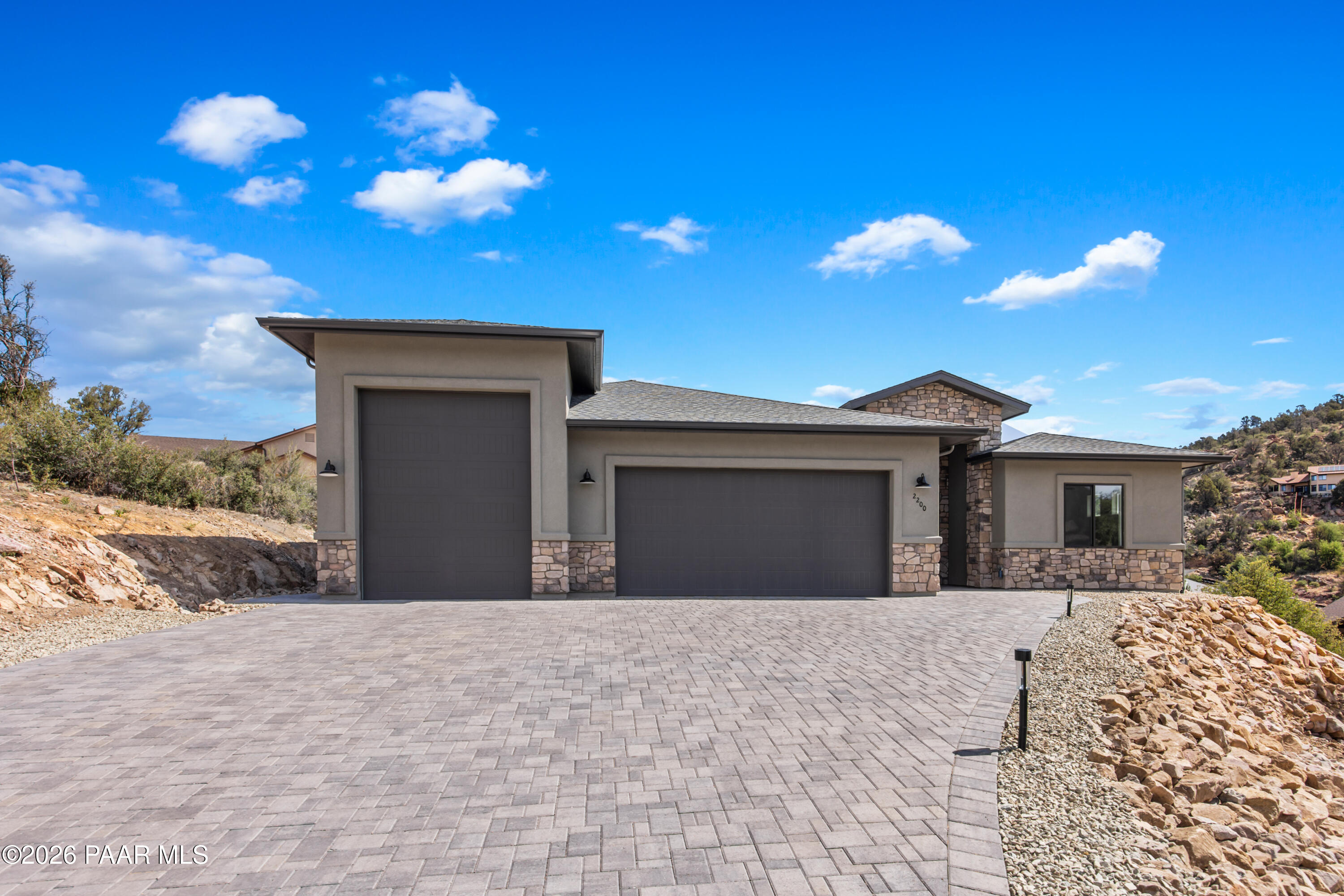 2200 Le Loup Drive