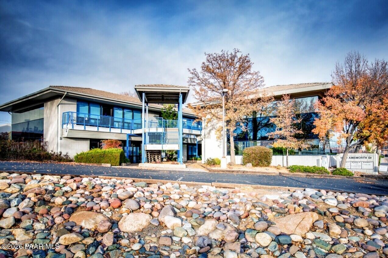 1000 Ainsworth Drive