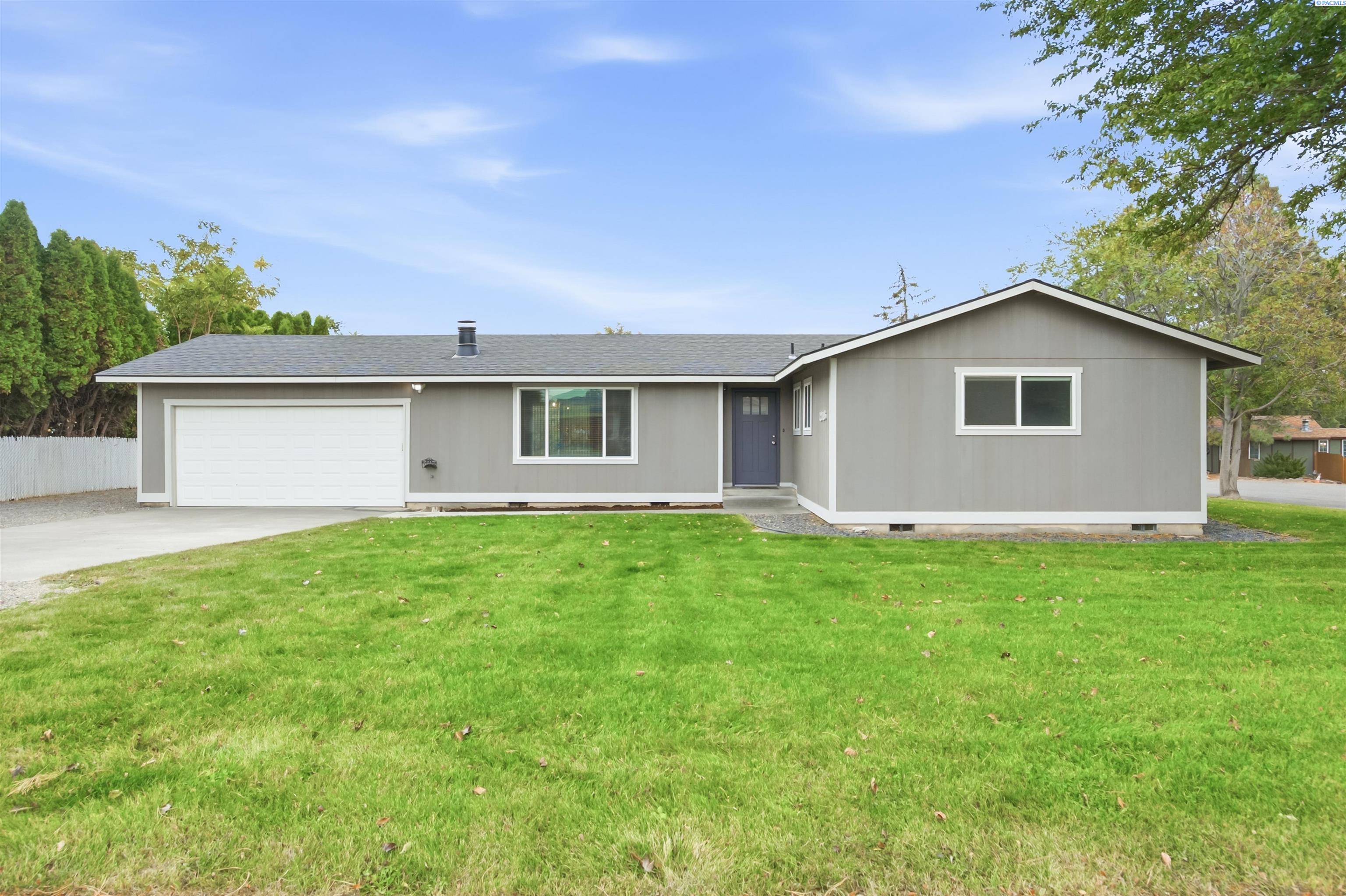 2705 S Quincy