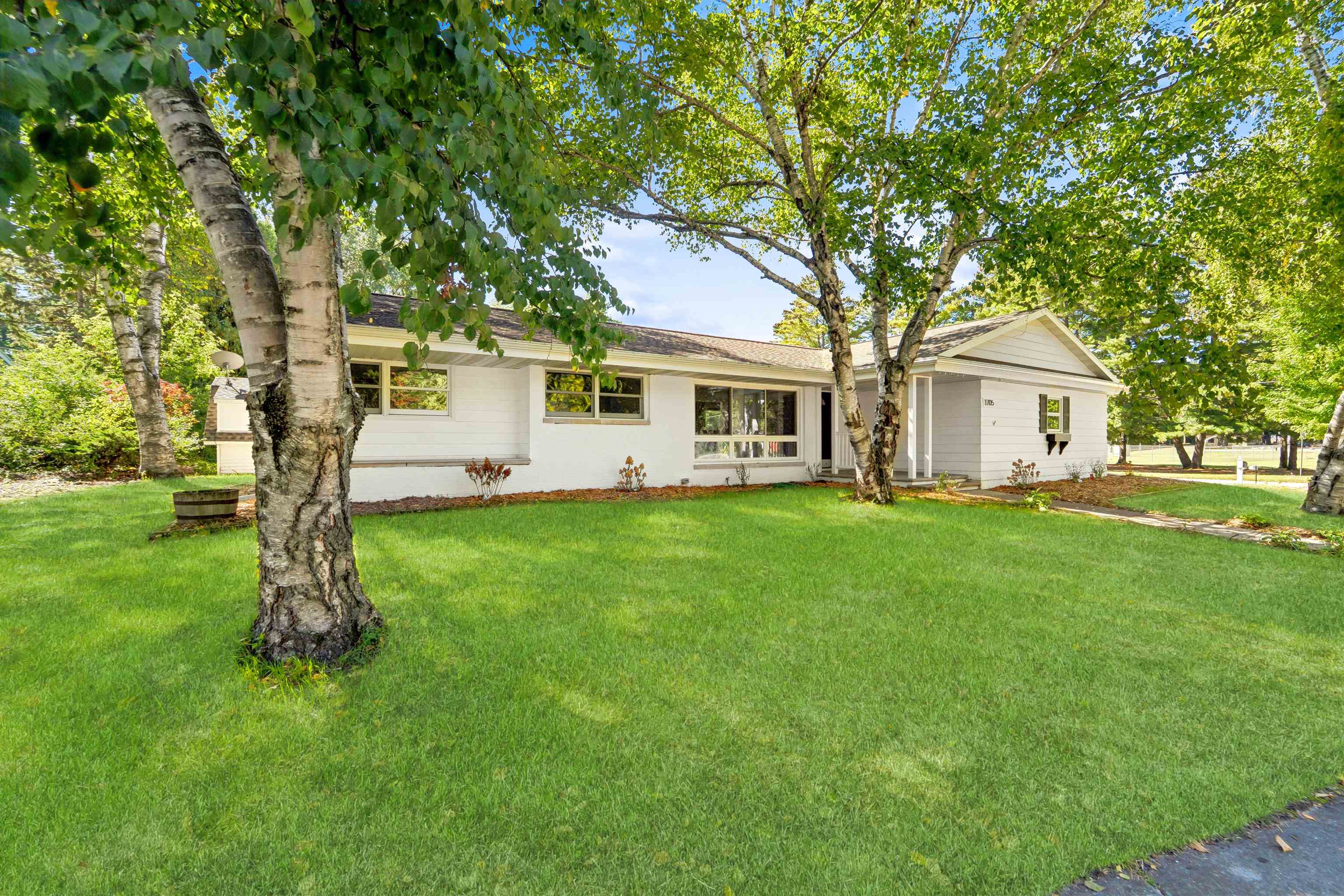 1705 BIEMERET Street