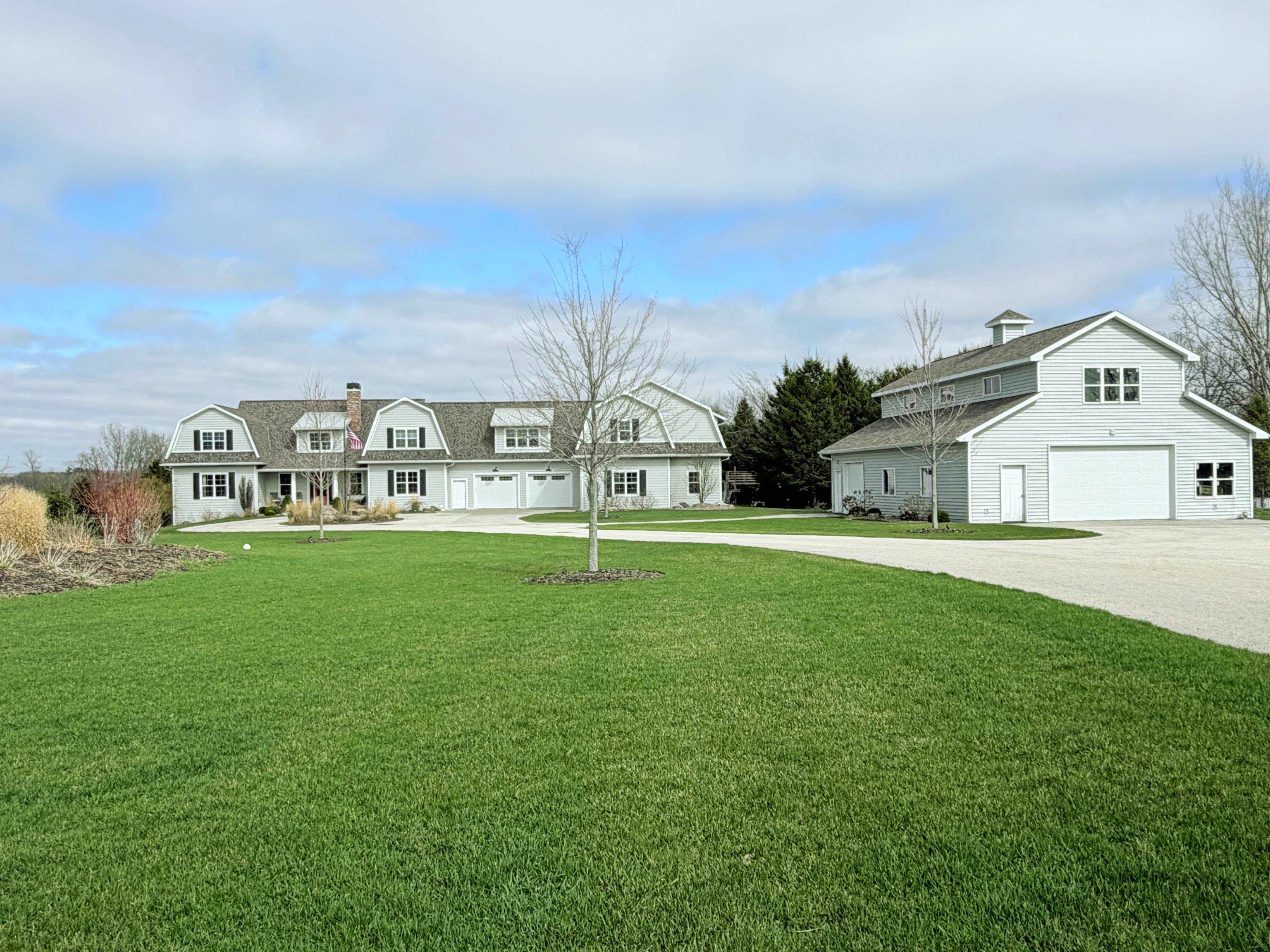 5431 RIVER OAKS Drive