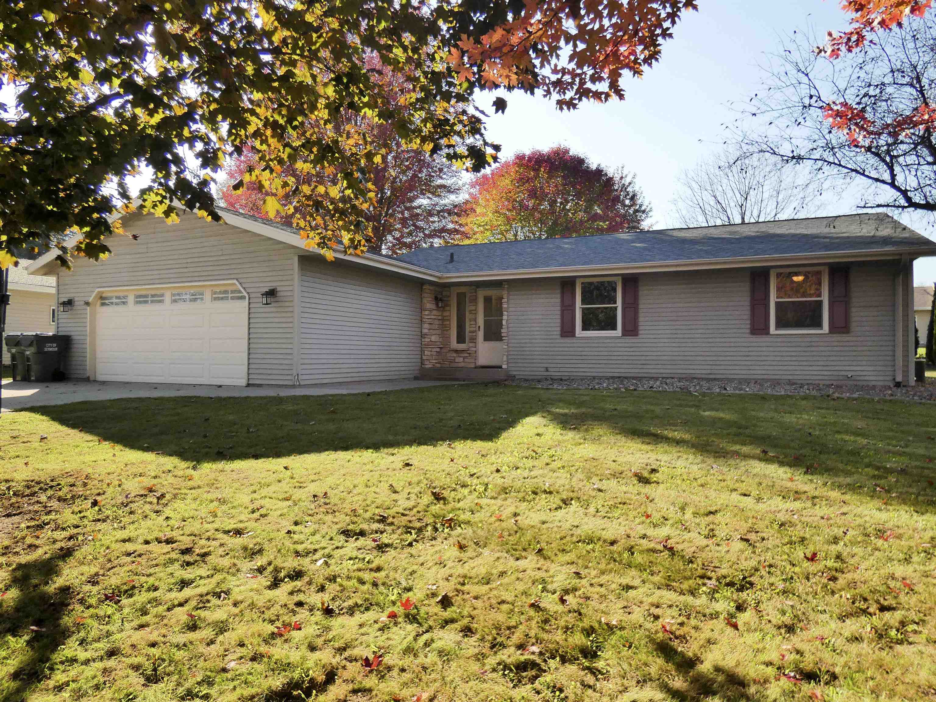 727 Woodside Drive