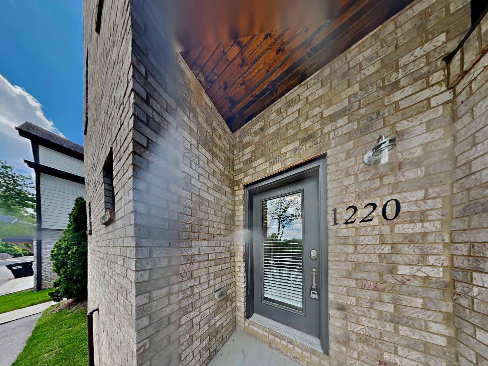 1220 Hillwood Private Cv