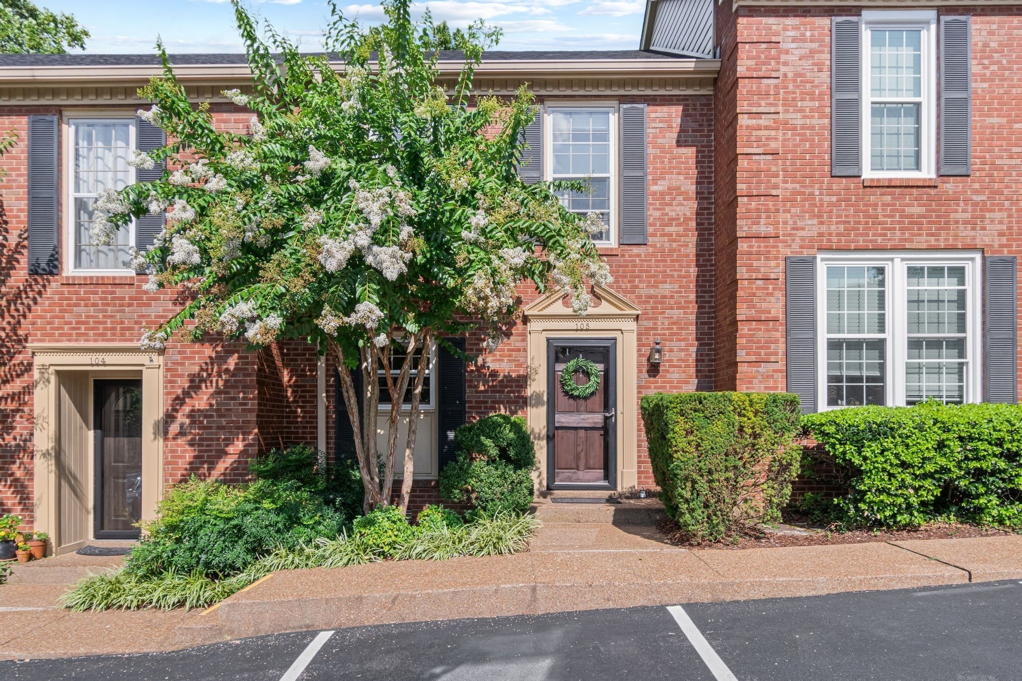 105 Westwood Trce