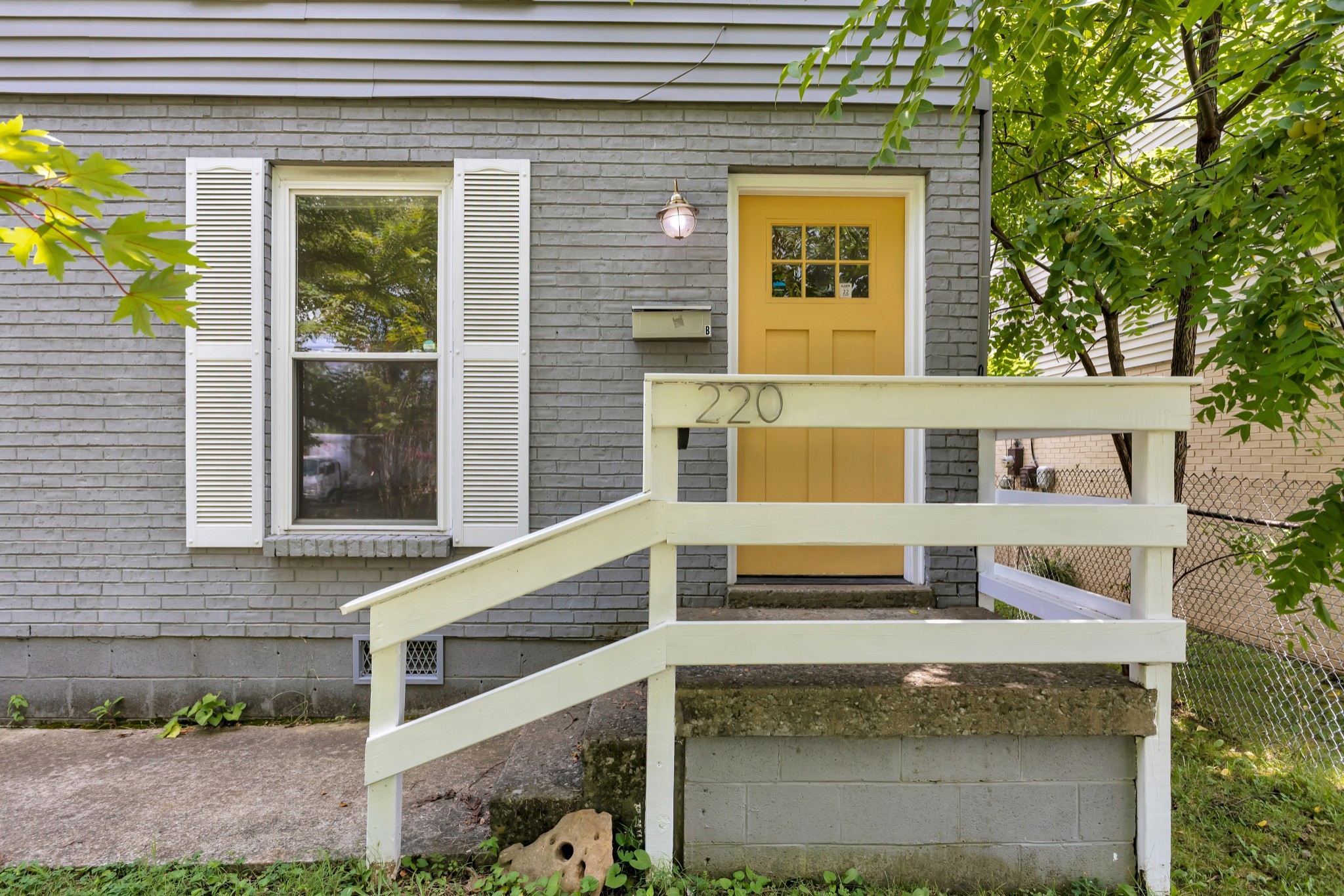 220 Berry St
