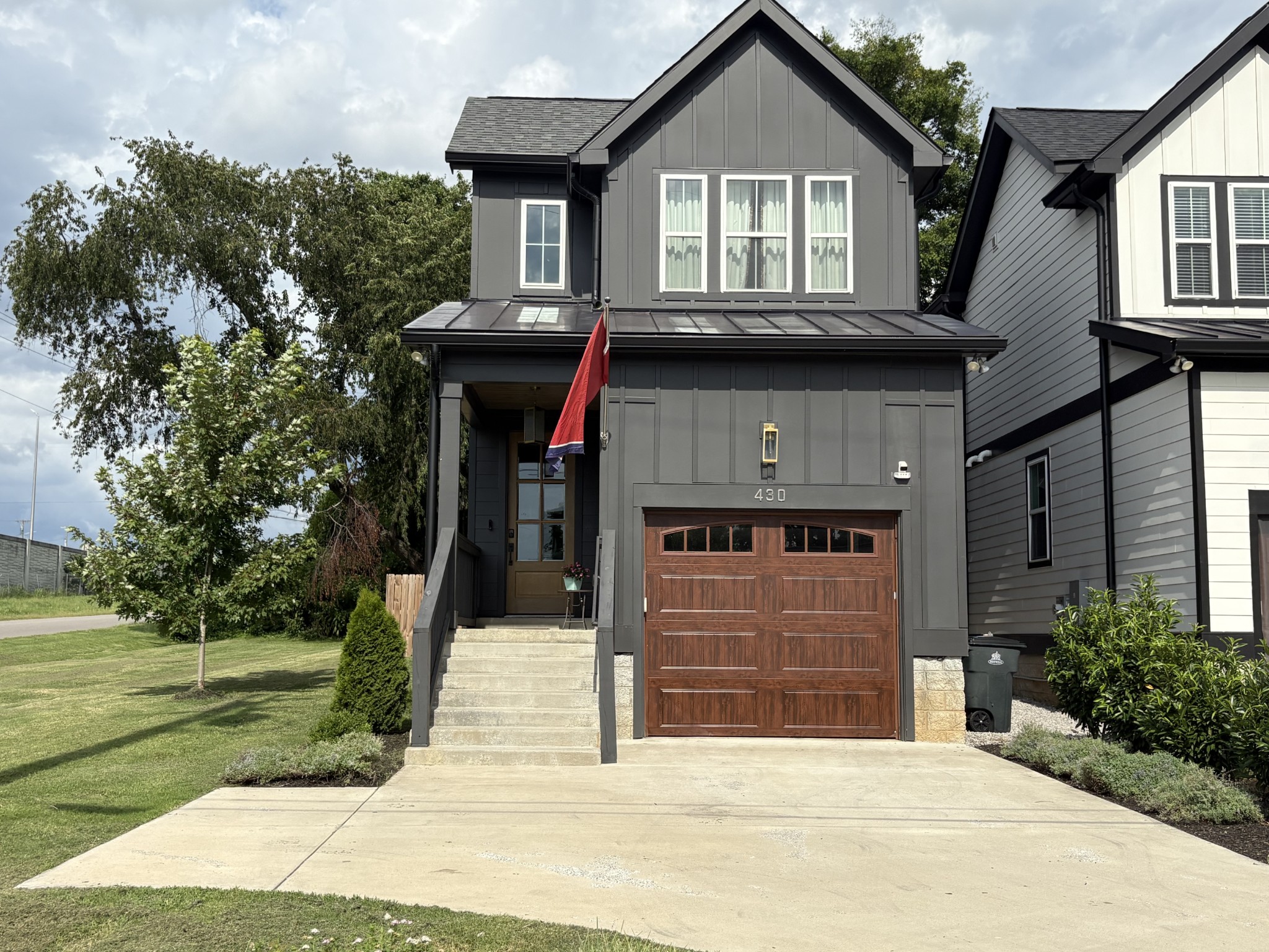 430 E Bend Dr