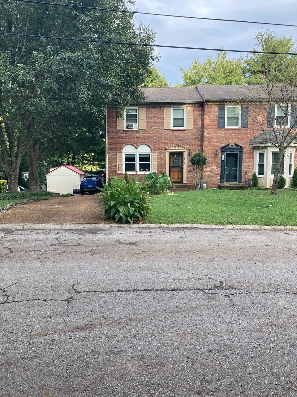 209 Woodmaker Ct