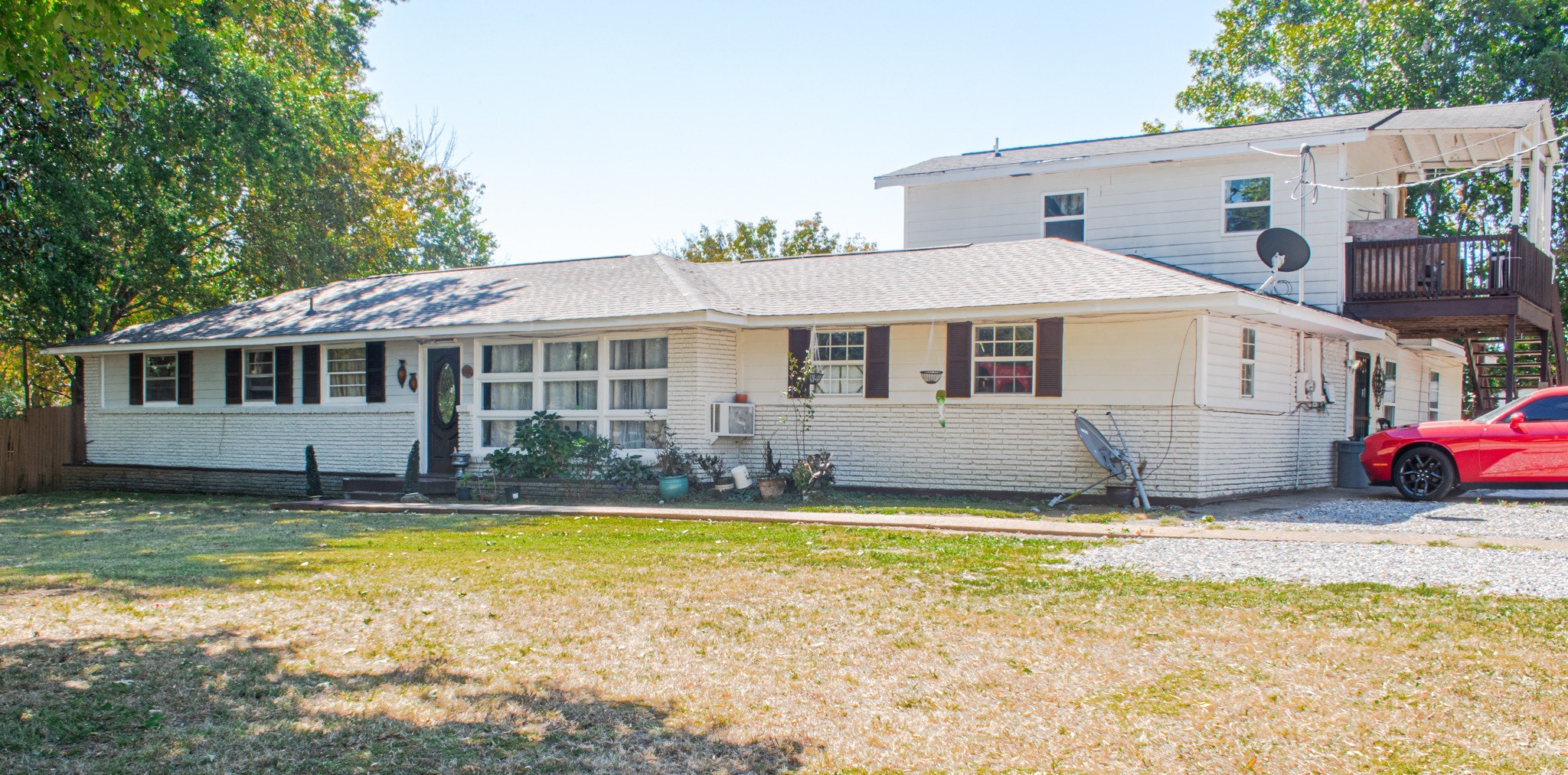 340 E Due West Ave, E