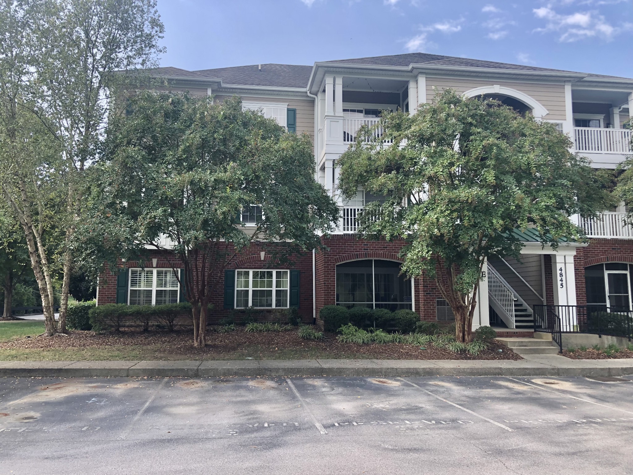 4845 Bevendean Dr Unit: E10