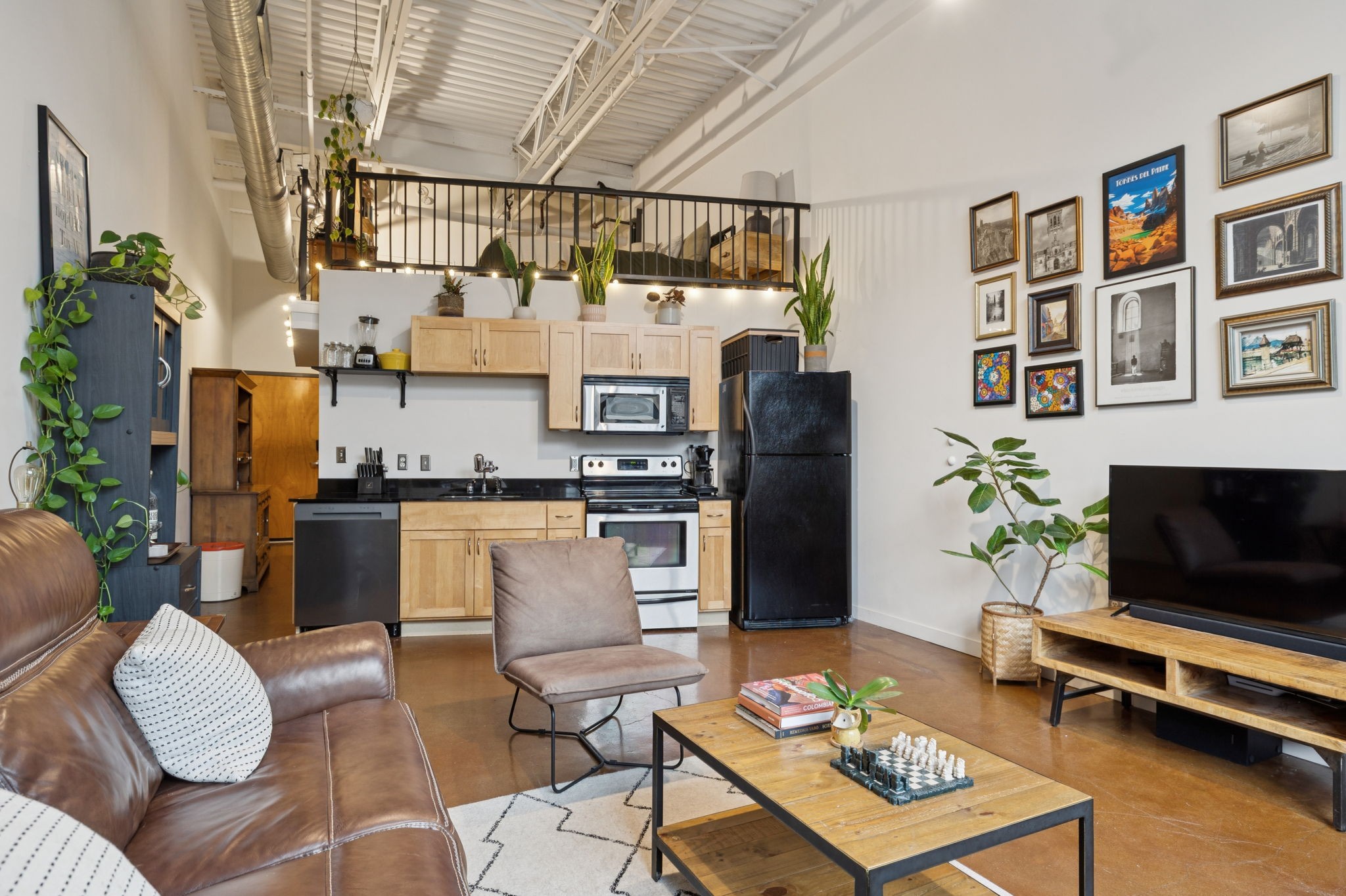 1400 Rosa L Parks Blvd Unit: 223