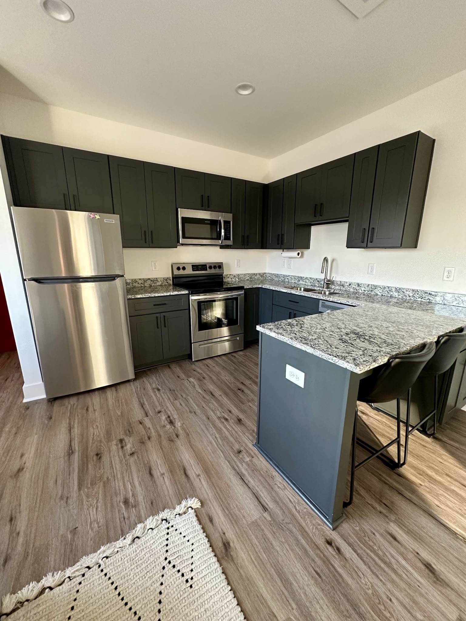 432 Murfreesboro Pike Unit: 201