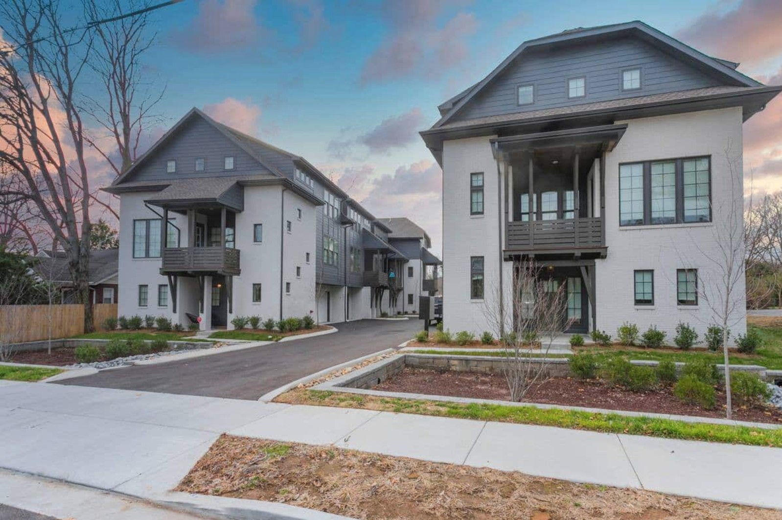 2021 Beech Ave Unit: 4