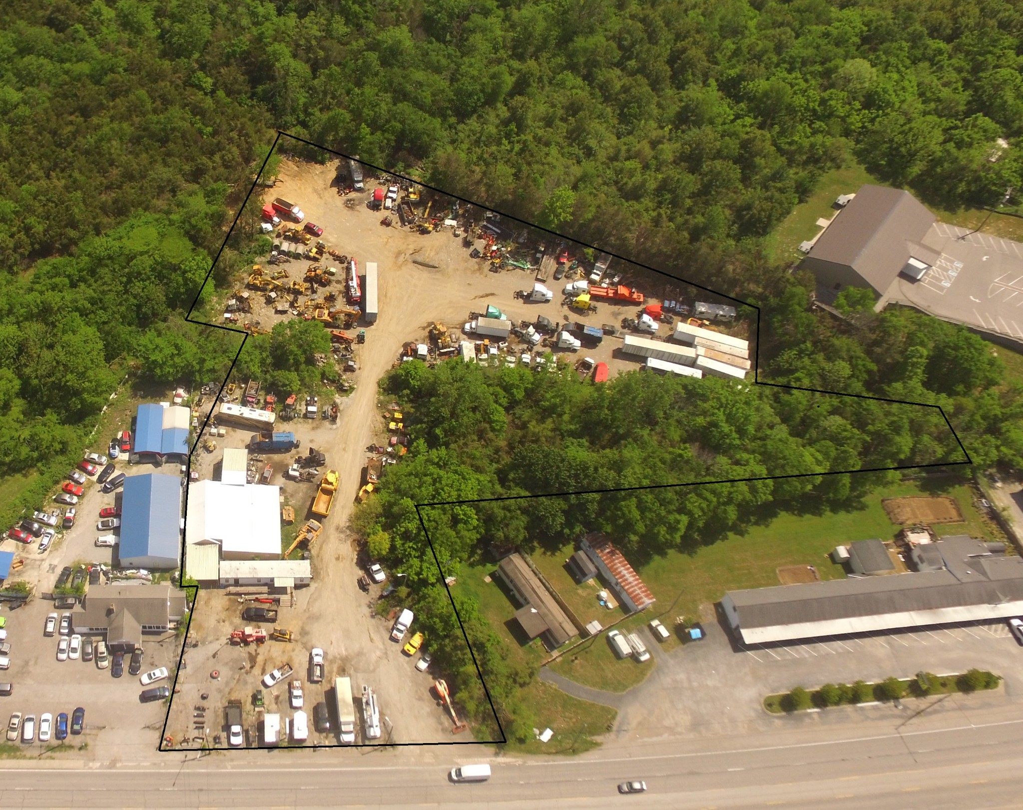 1294 S Dickerson Rd, Goodlettsville, TN 37072