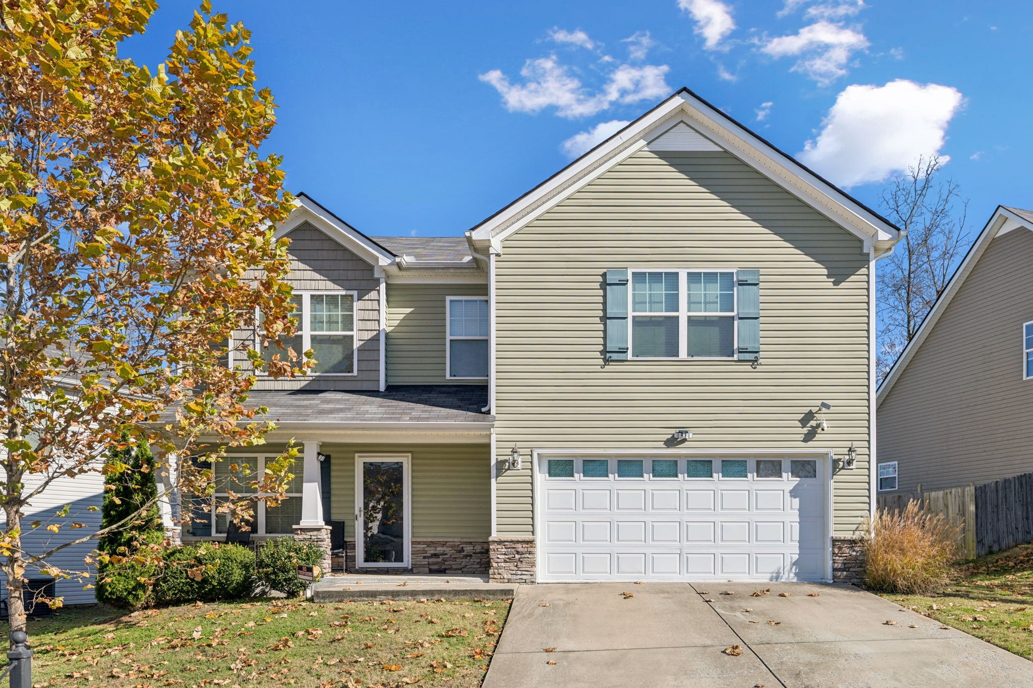 1225 Silverstream Pt