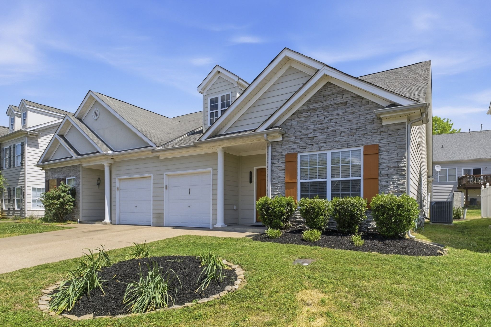 153 Harbor Village Dr