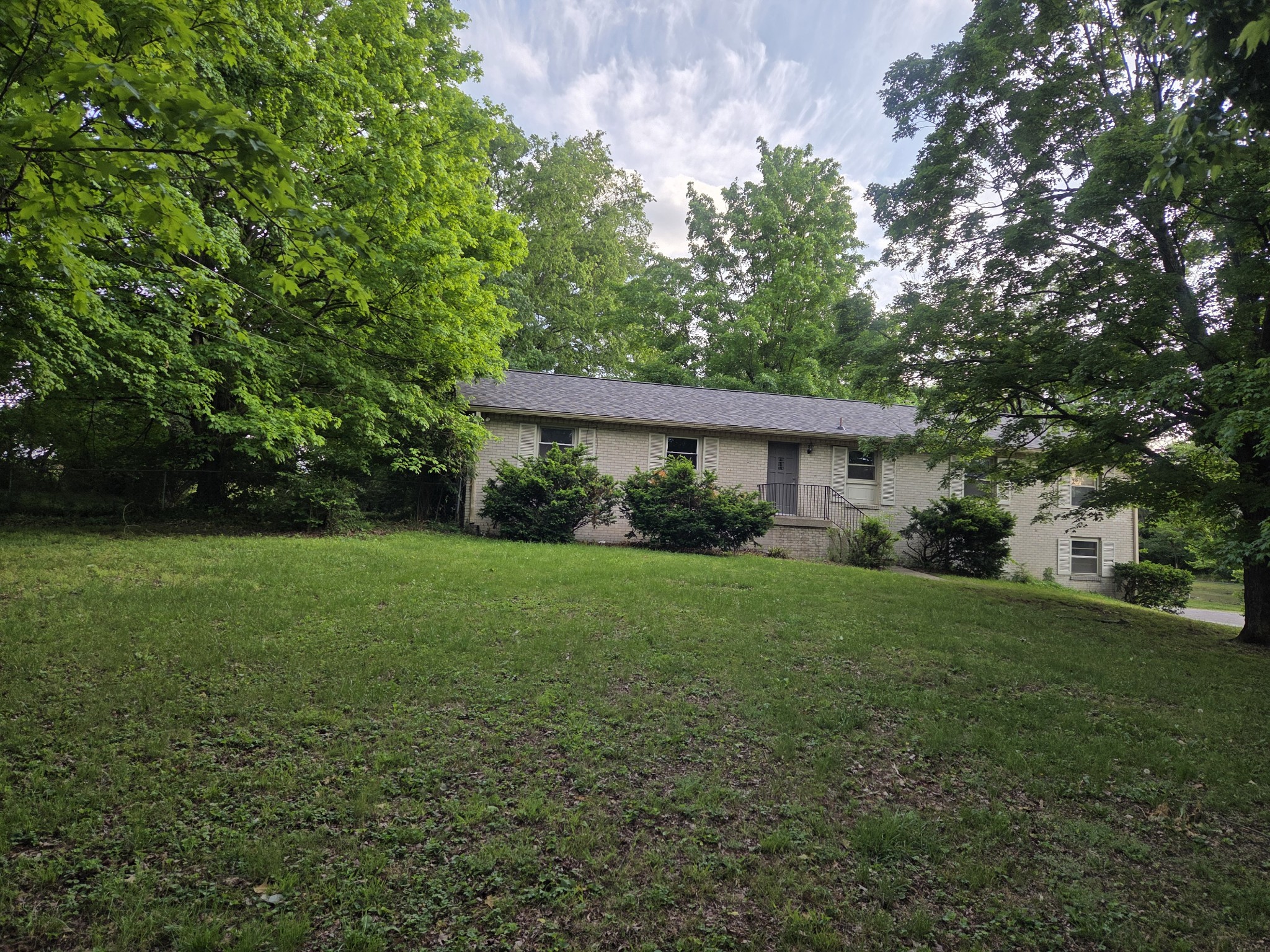800 Apple Valley Rd