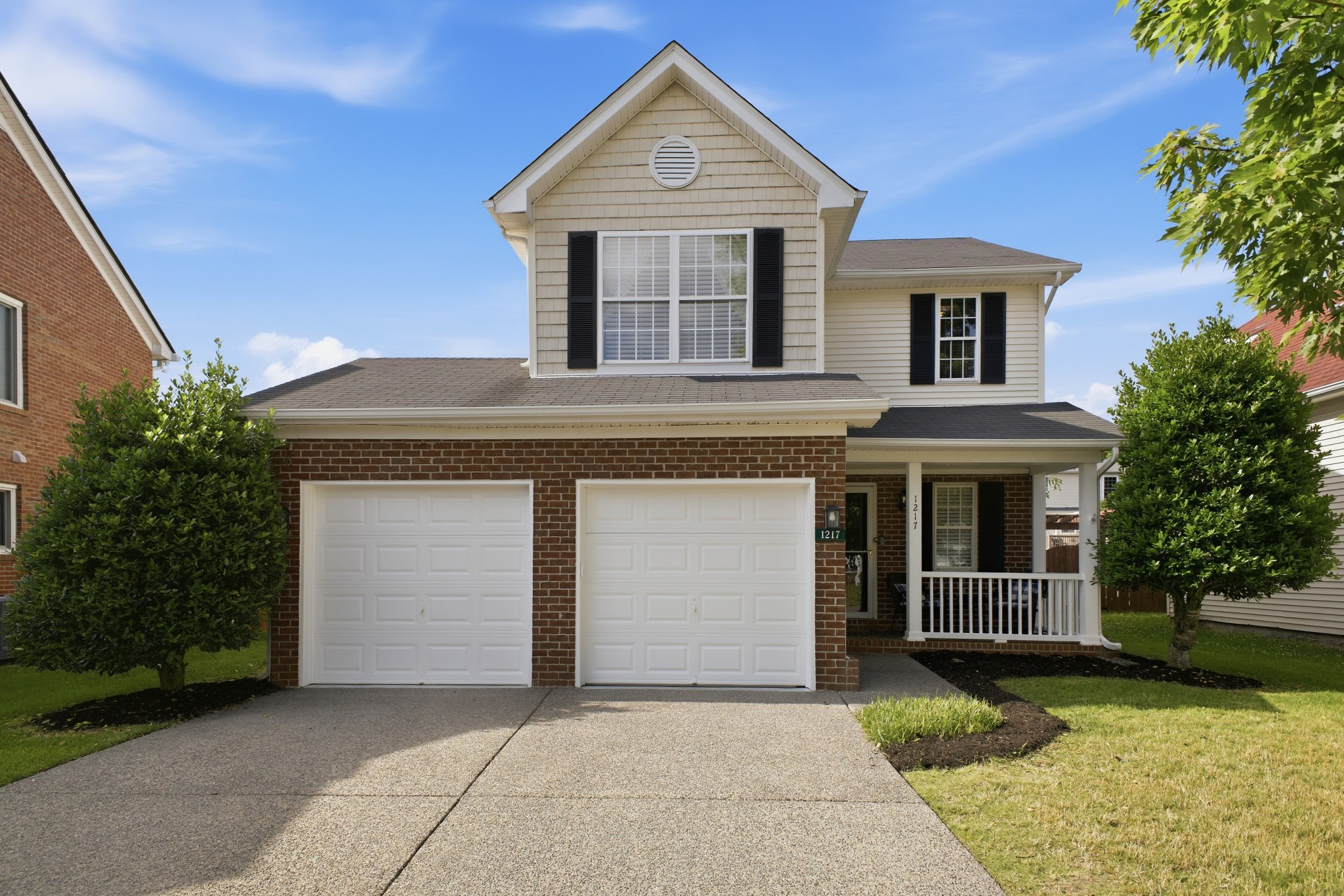 1217 Bending Creek Dr