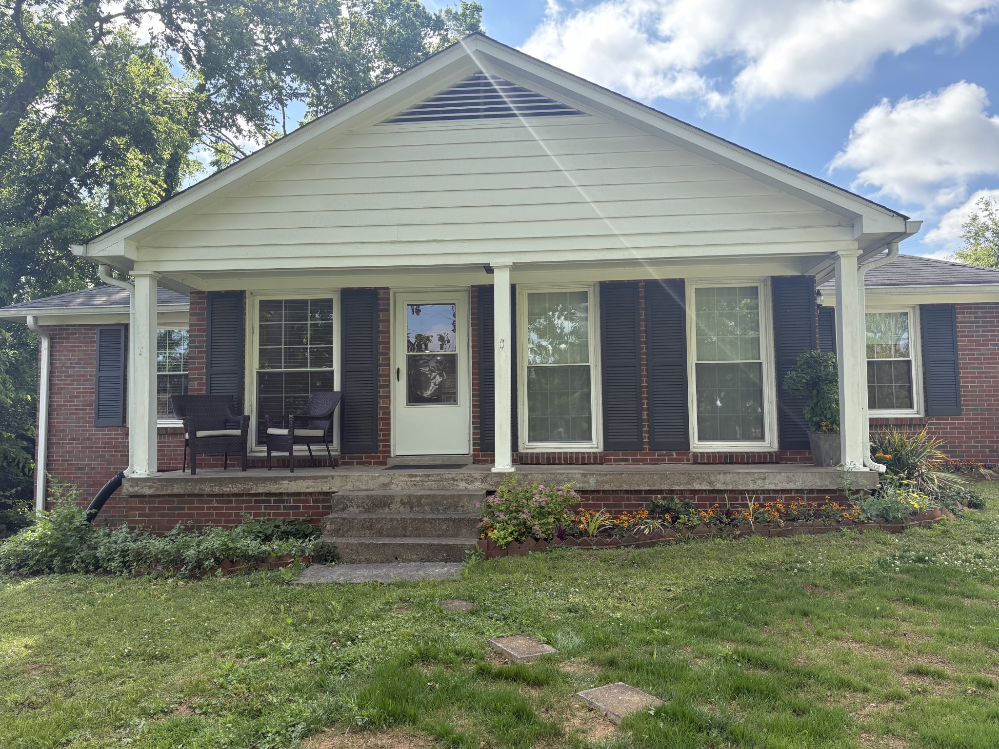 51 Brookwood Ter Unit: A