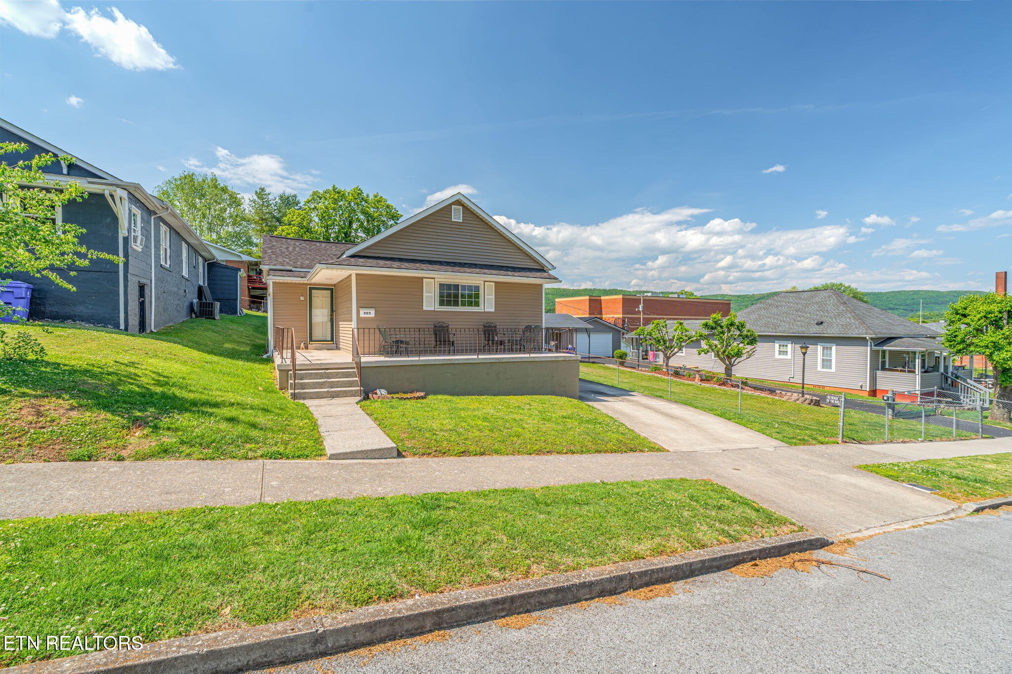 Property photo 1