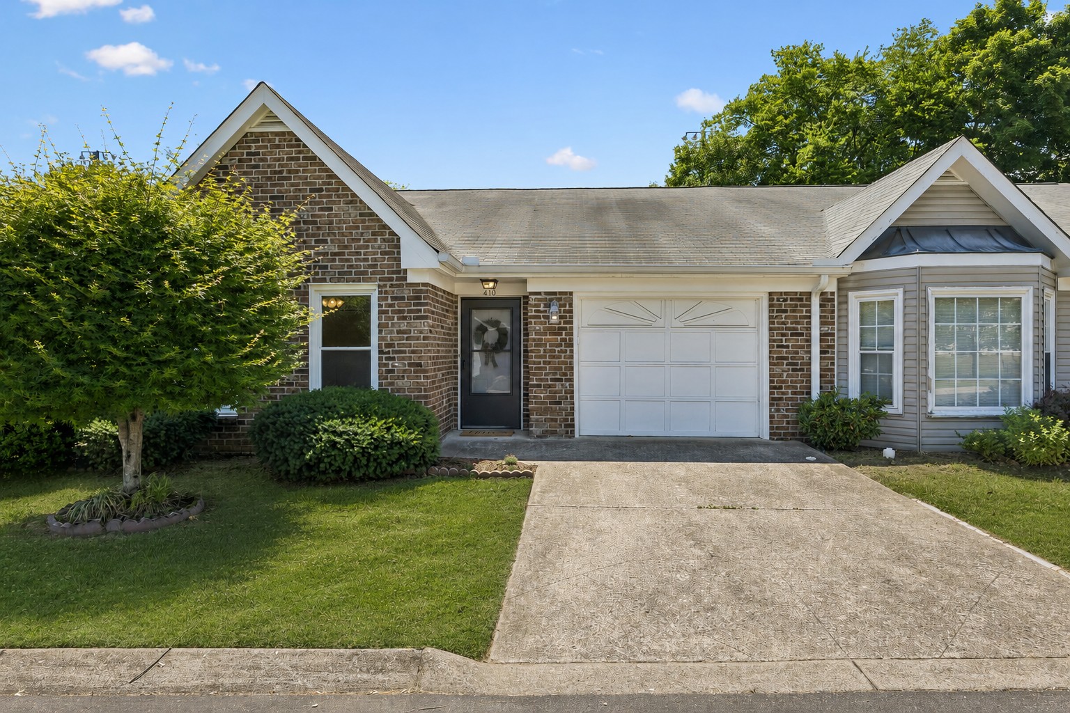 410 Bradford Grn