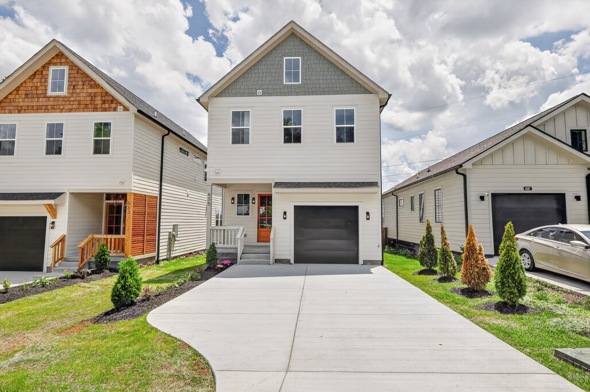 635 Clairidge Dr