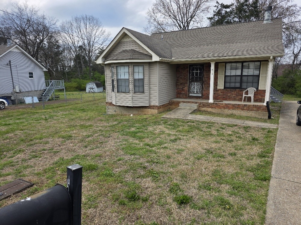 812 Shawnwood Cir