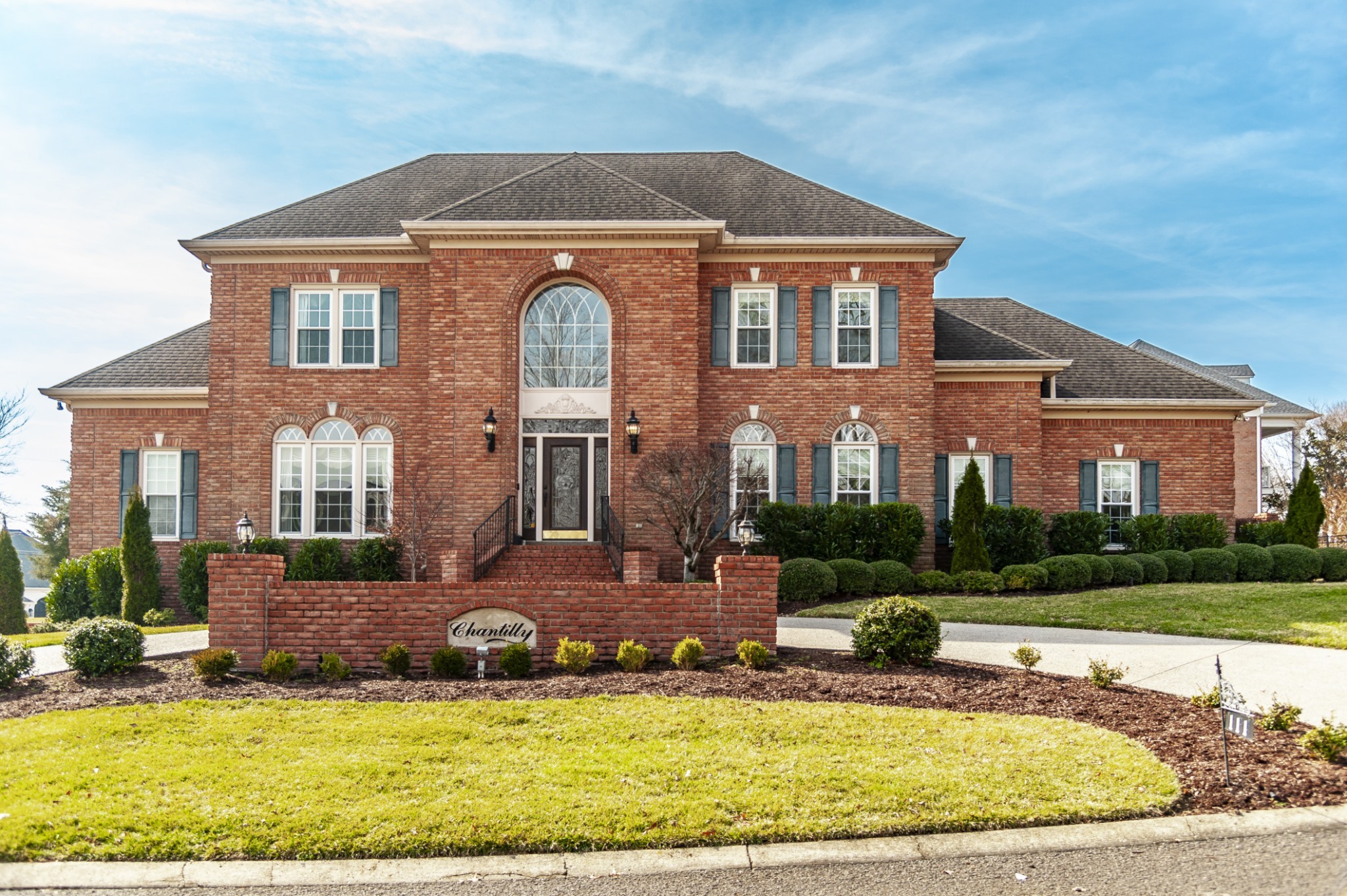 111 Governors Point Blvd
